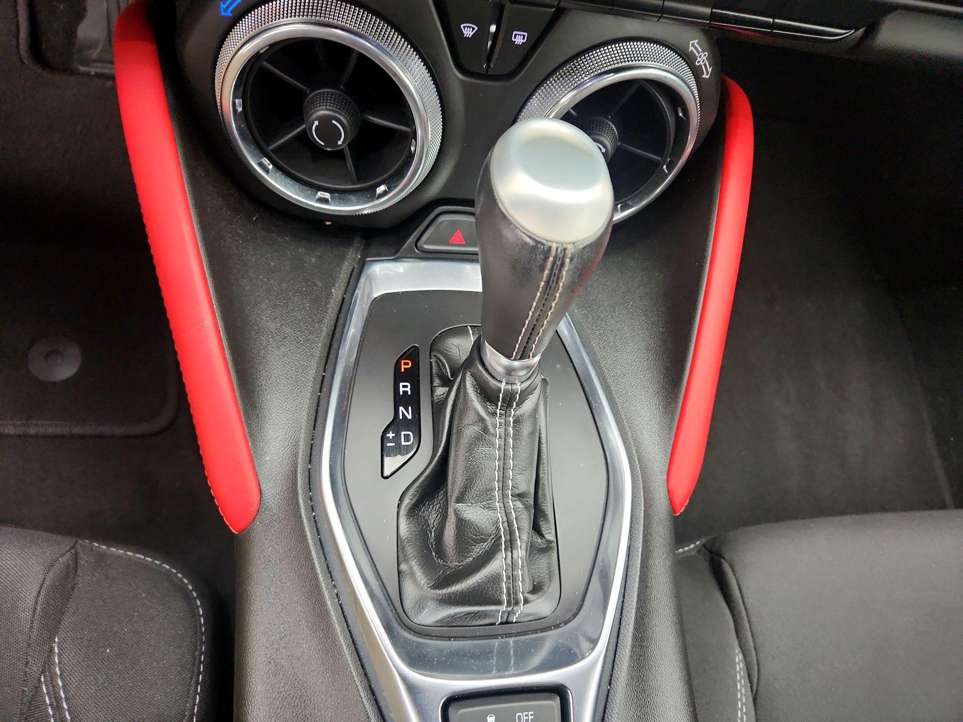 Thumbnail: 2020 Chevrolet Camaro - 18