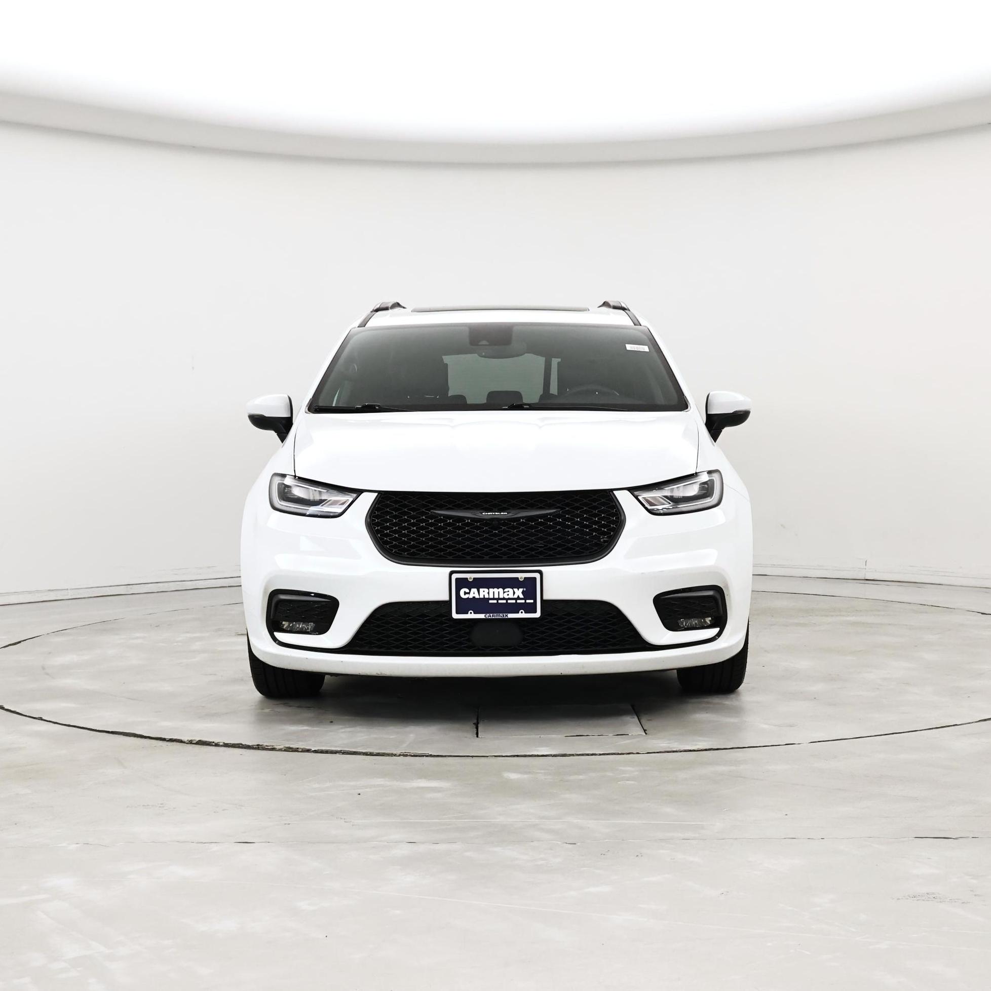 Thumbnail: 2023 Chrysler Pacifica - 5