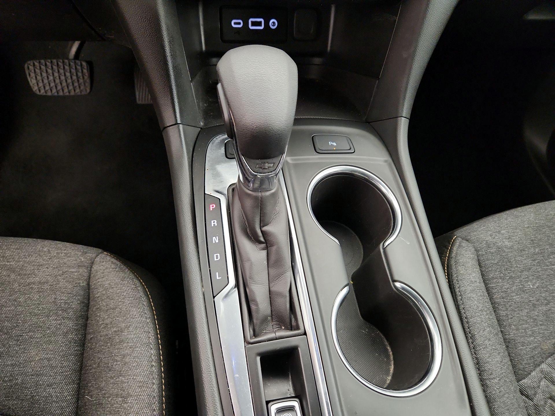 Thumbnail: 2022 Chevrolet Equinox - 17