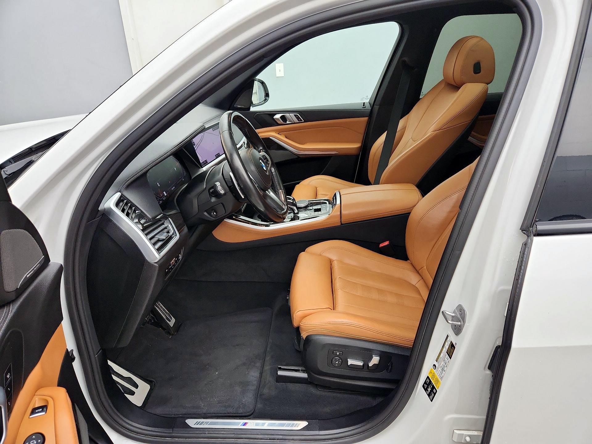 Thumbnail: 2021 BMW X5 - 11