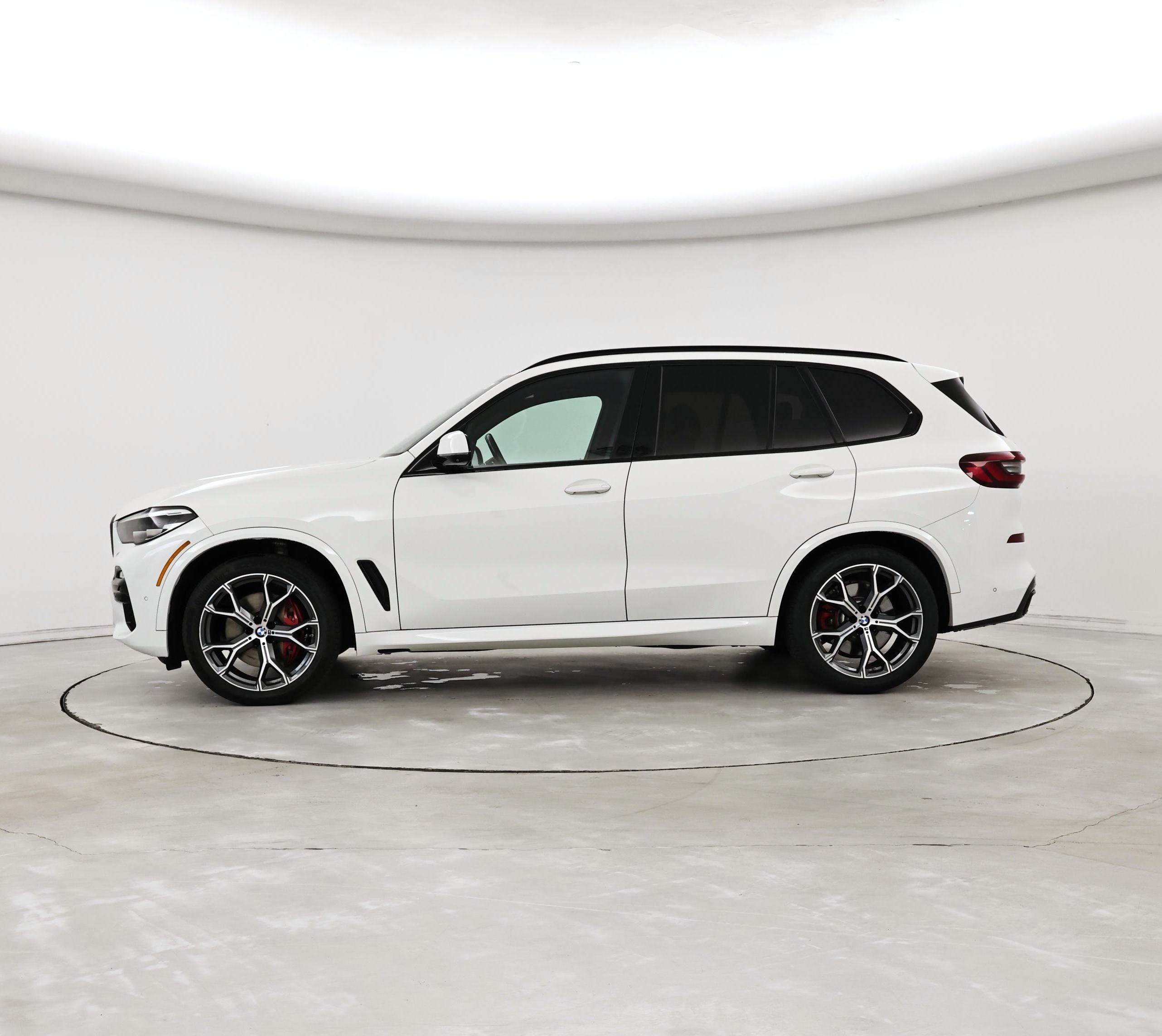 Thumbnail: 2021 BMW X5 - 3
