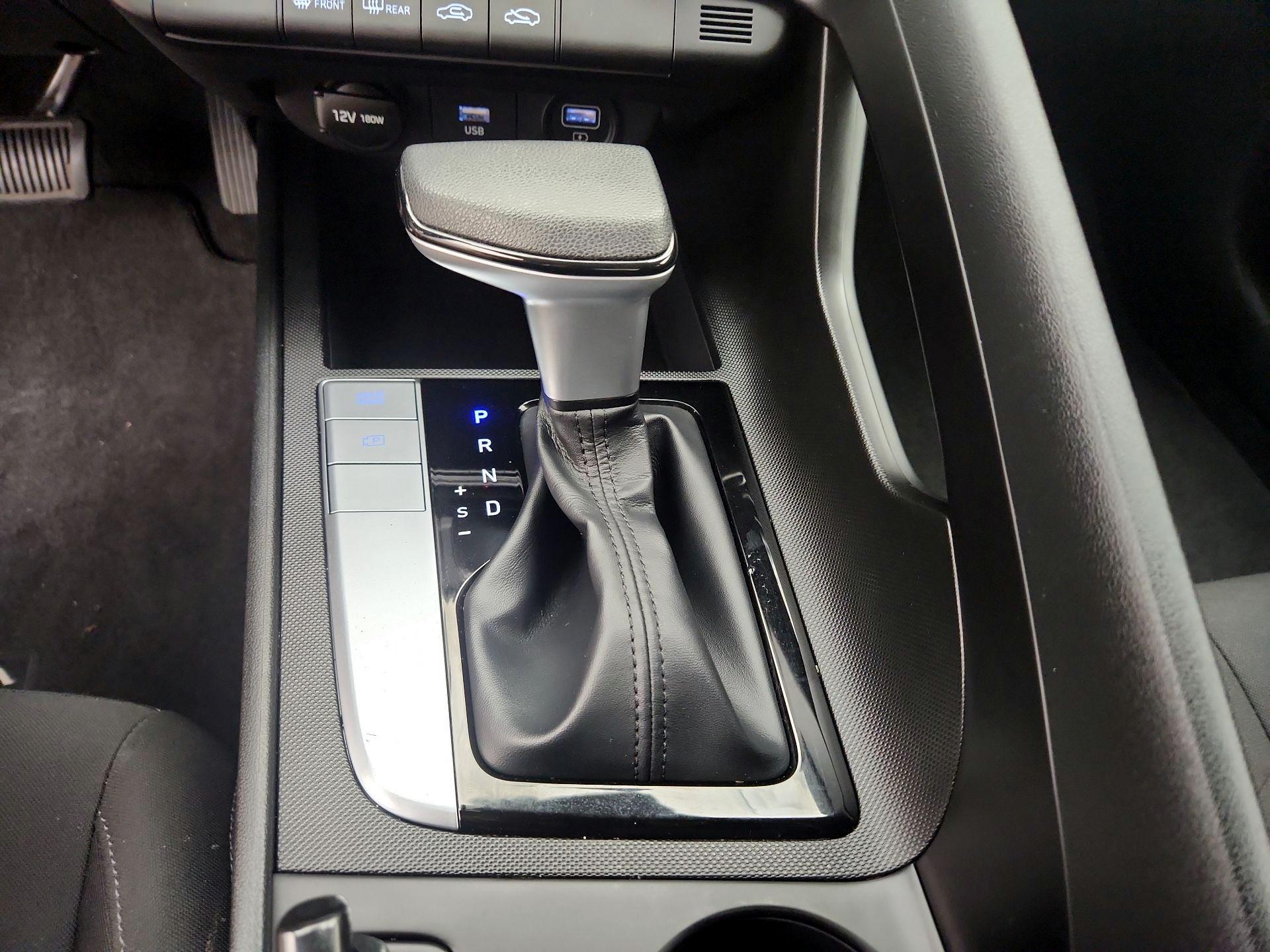 Thumbnail: 2021 Hyundai Elantra - 16