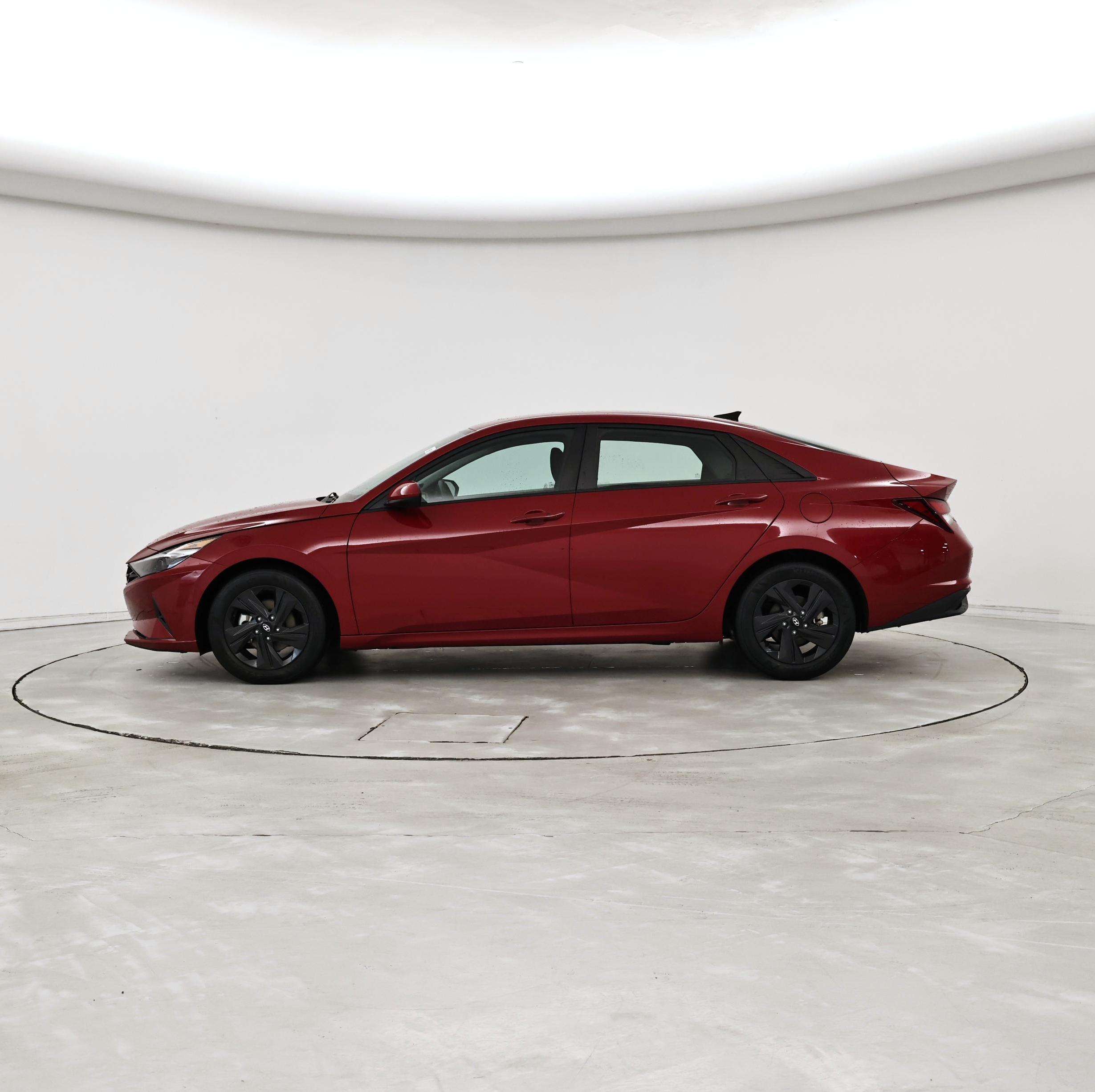 Thumbnail: 2021 Hyundai Elantra - 3