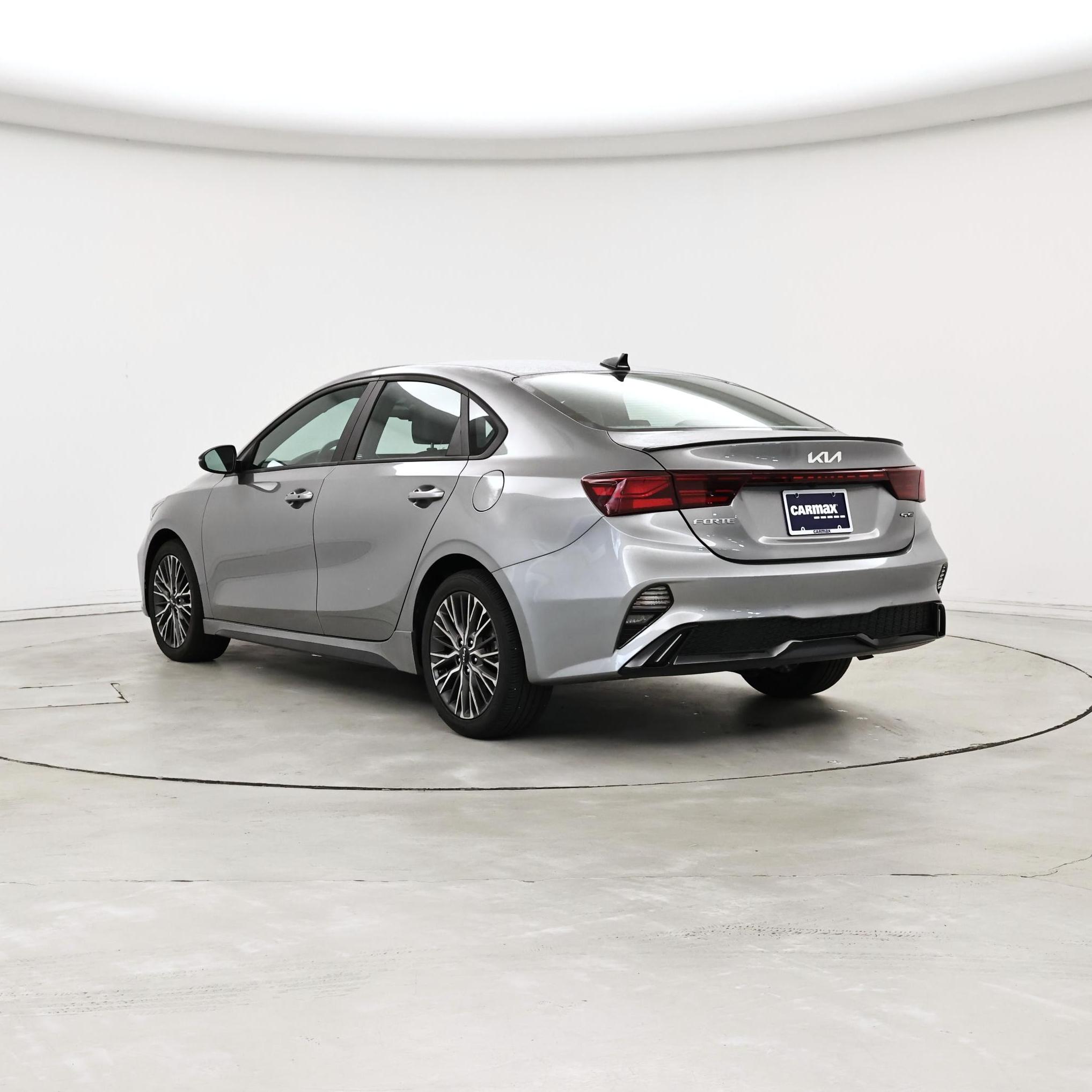 Thumbnail: 2022 Kia Forte - 2