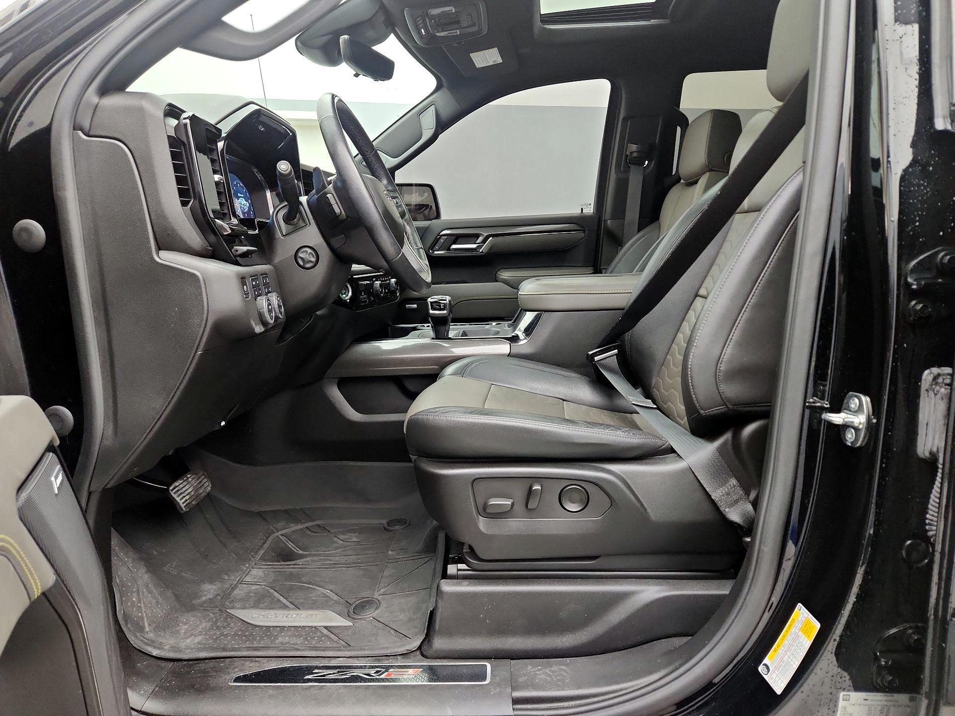 Thumbnail: 2022 Chevrolet Silverado 1500 - 11