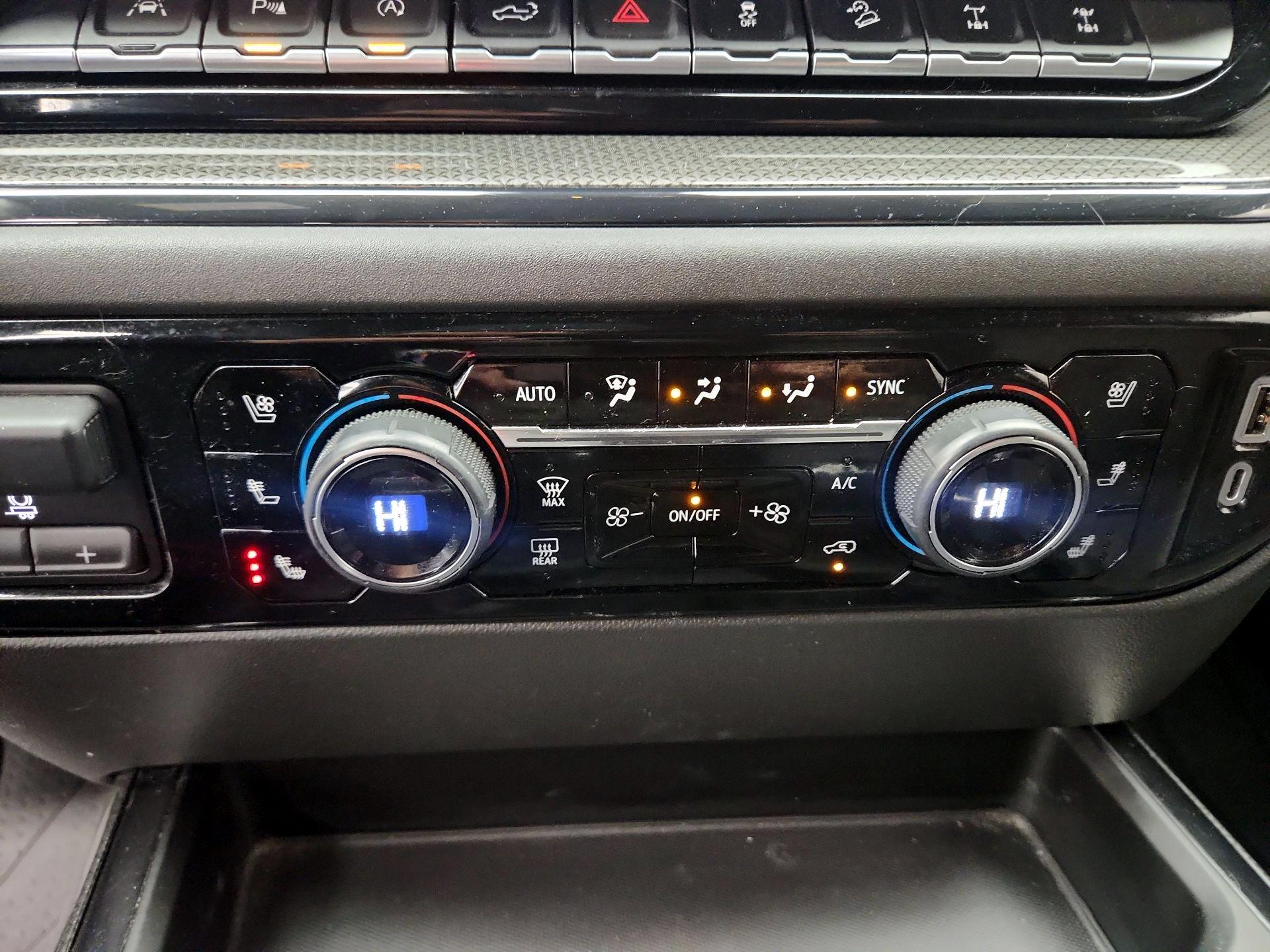 Thumbnail: 2022 Chevrolet Silverado 1500 - 16