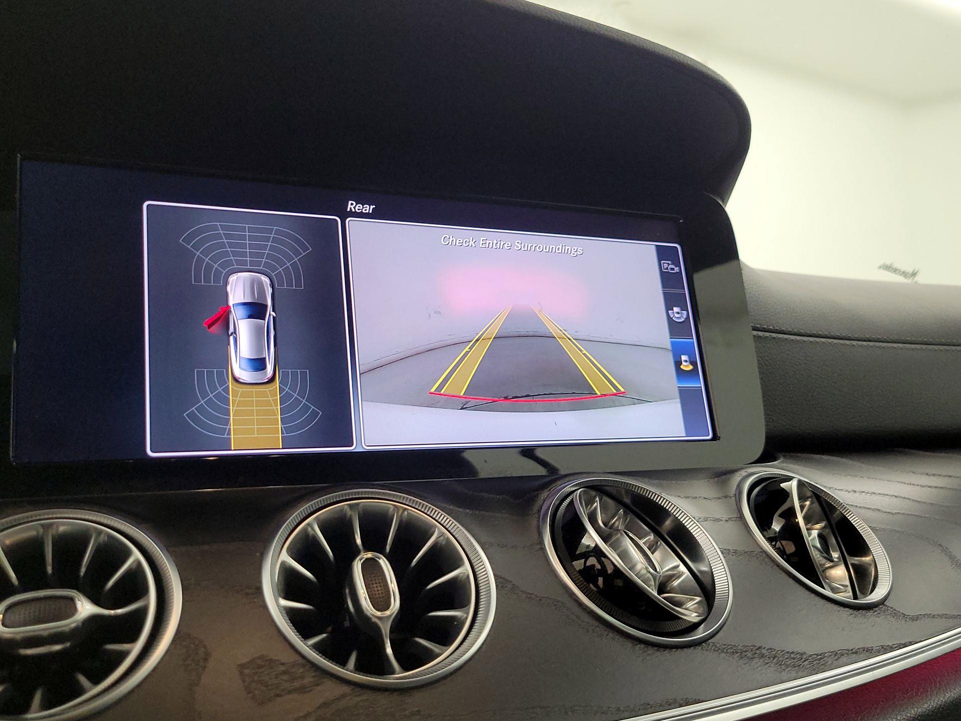 Thumbnail: 2018 Mercedes-Benz E-Class - 15