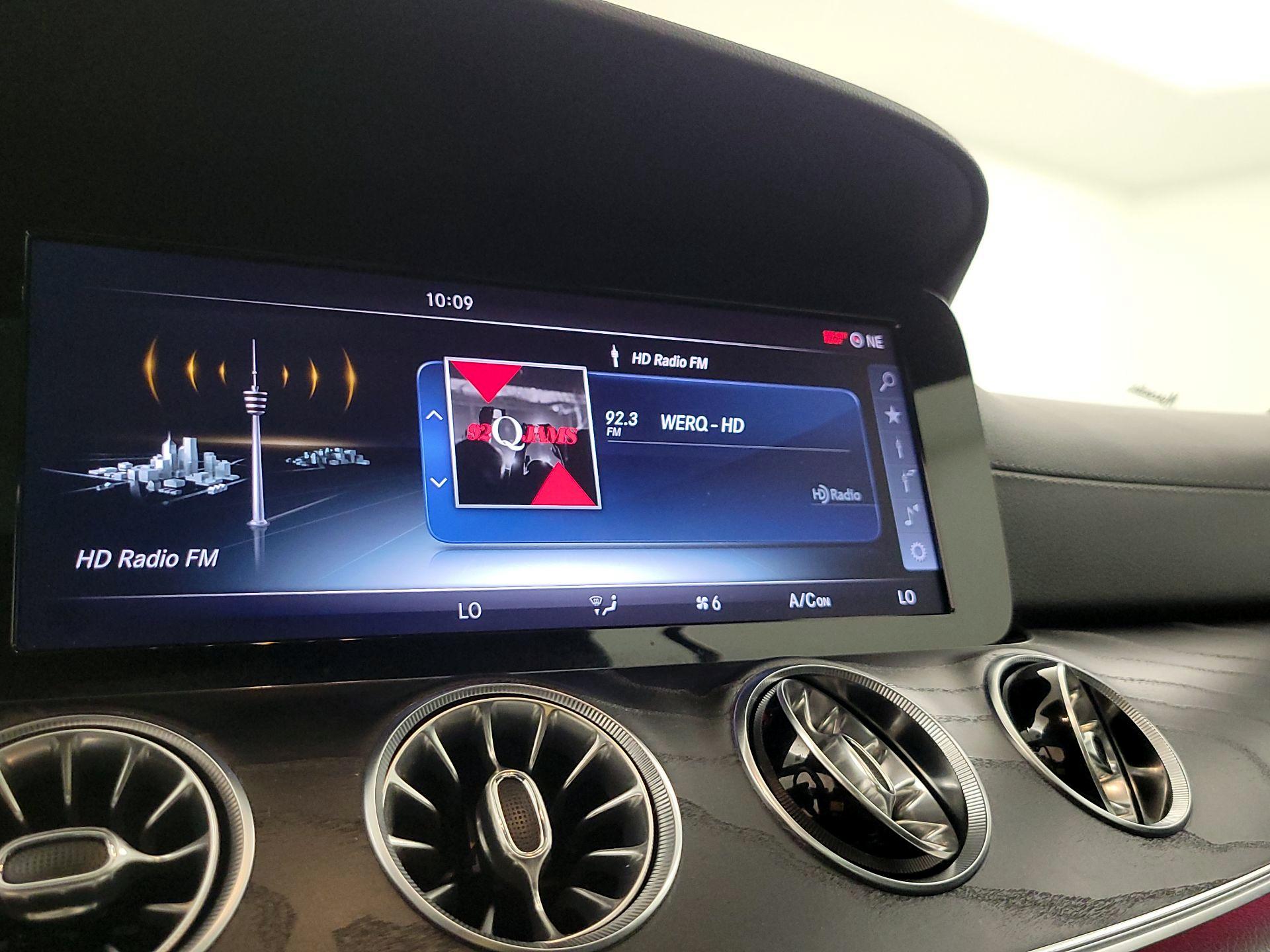 Thumbnail: 2018 Mercedes-Benz E-Class - 16