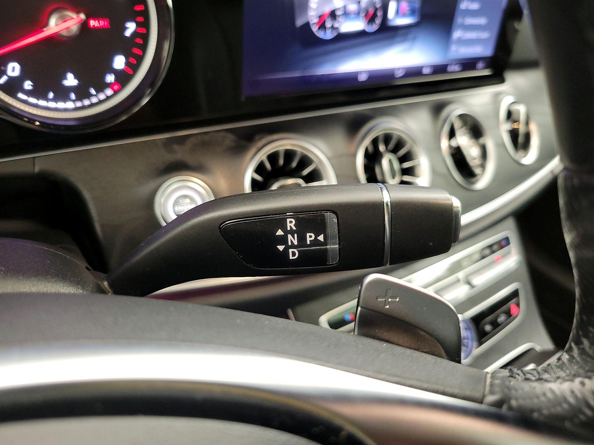 Thumbnail: 2018 Mercedes-Benz E-Class - 18