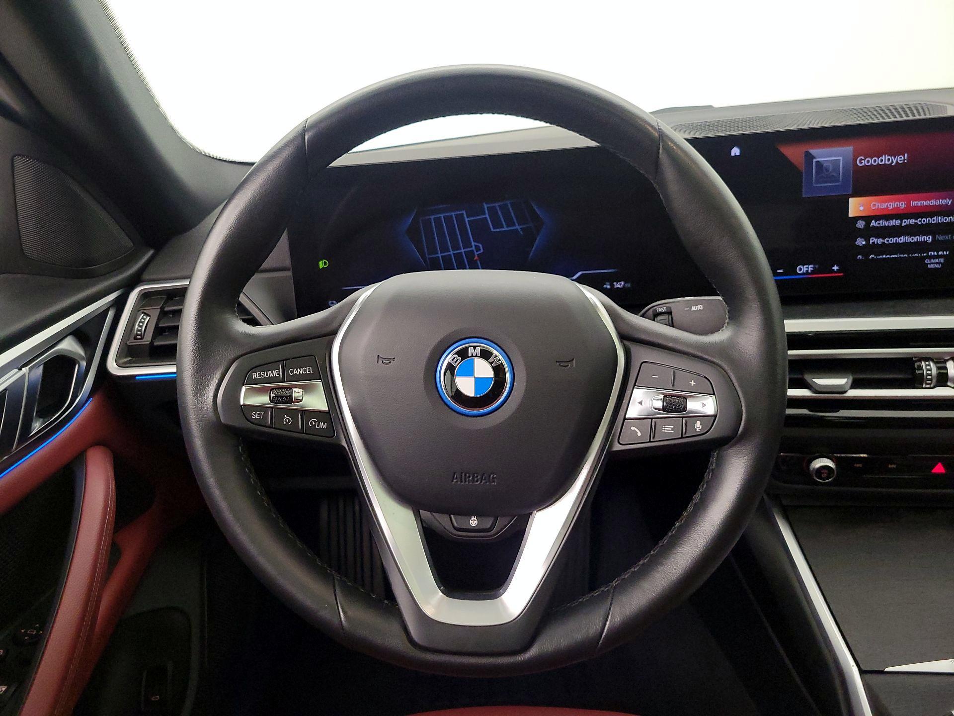 Thumbnail: 2023 BMW i4 - 10