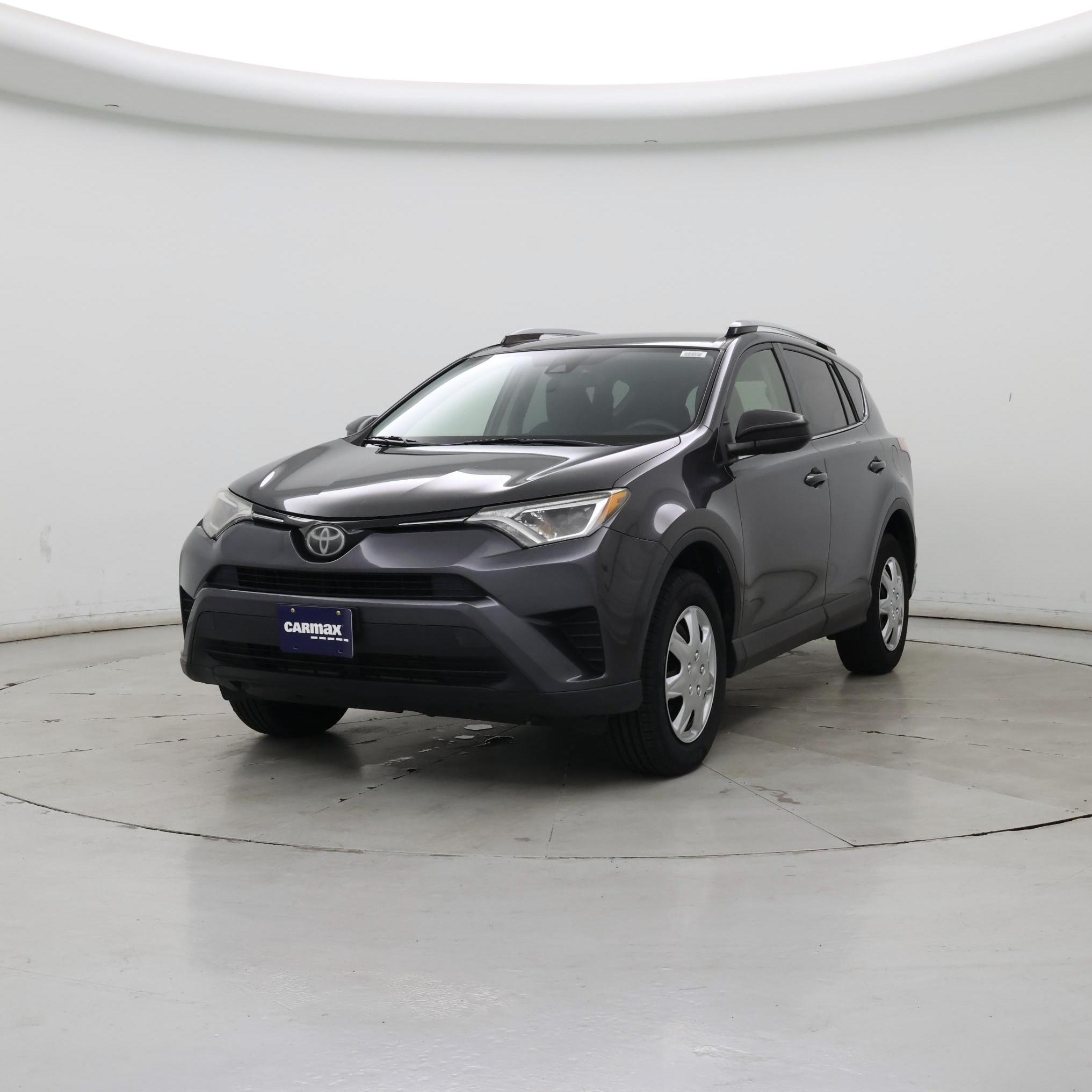 Thumbnail: 2017 Toyota RAV4 - 4