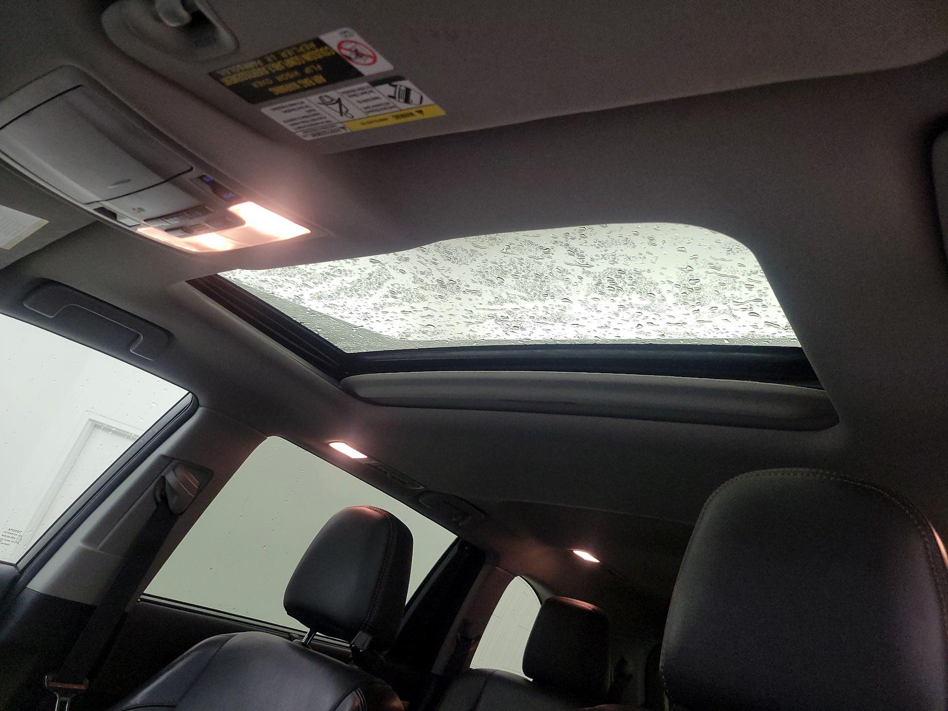 Thumbnail: 2016 Toyota Highlander - 19