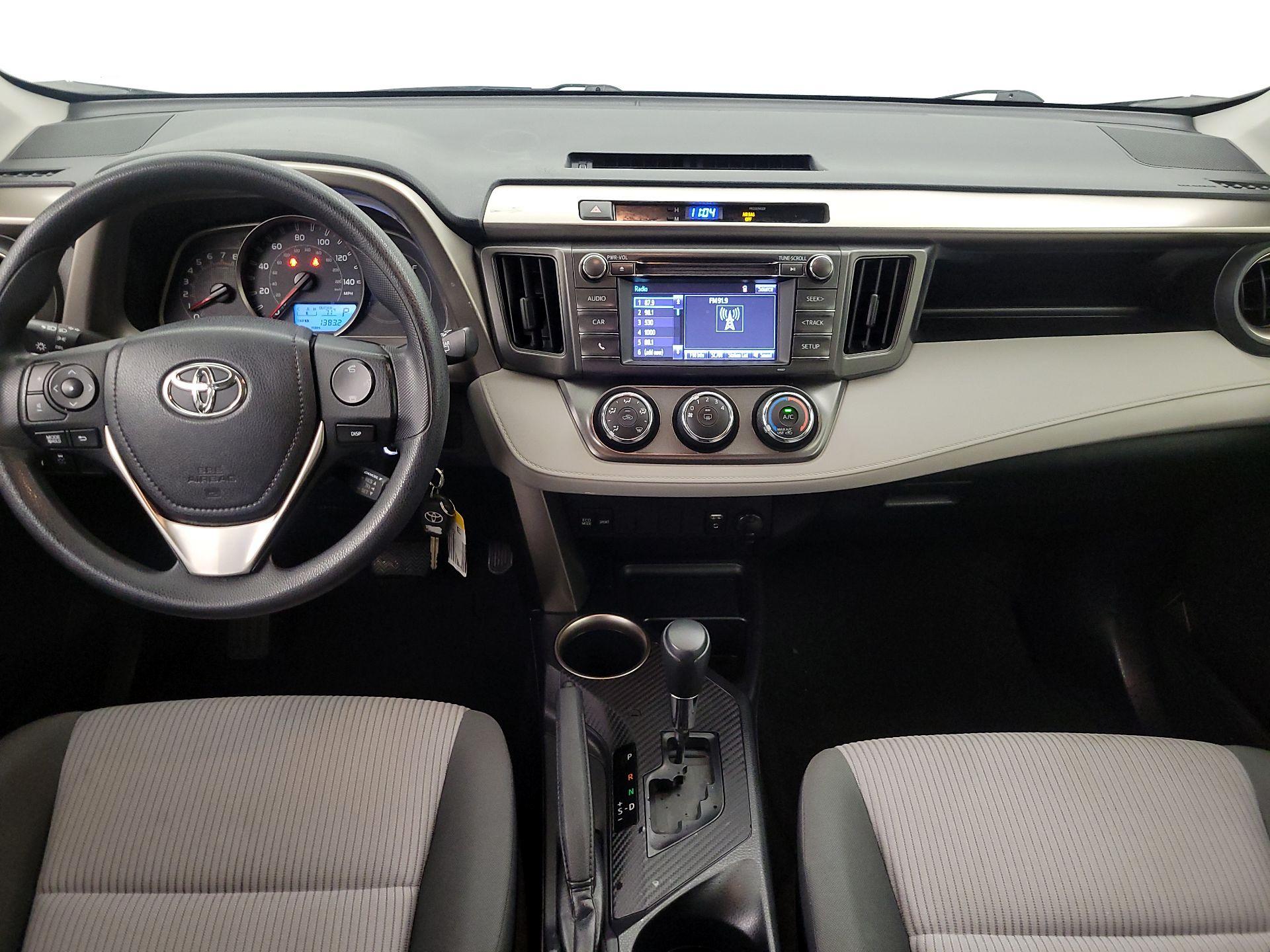 Thumbnail: 2014 Toyota RAV4 - 9