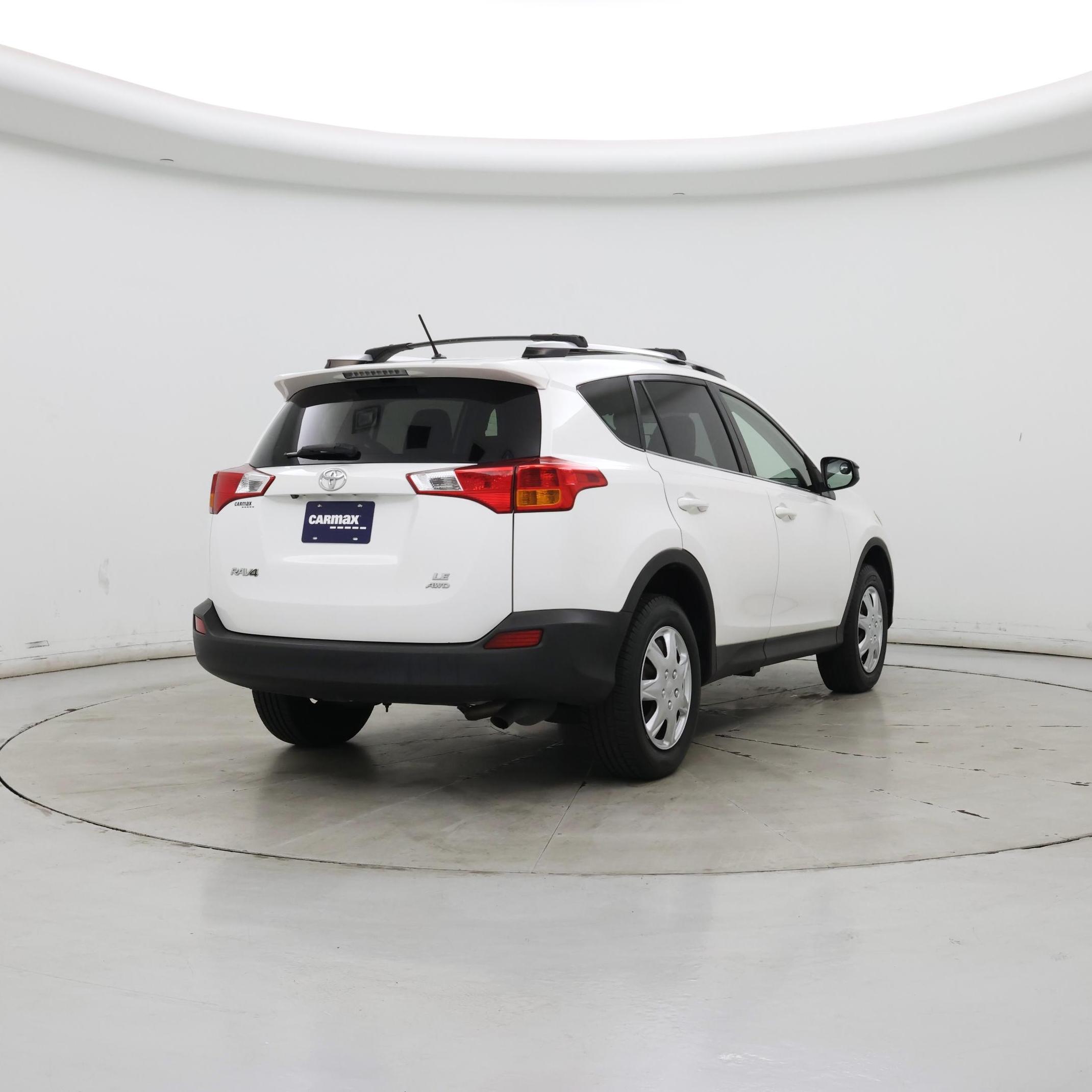 Thumbnail: 2014 Toyota RAV4 - 8