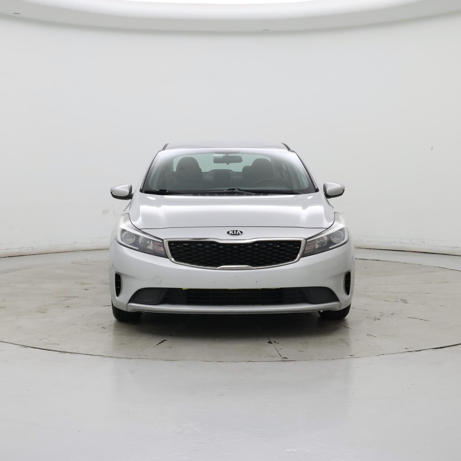 Thumbnail: 2017 Kia Forte - 5