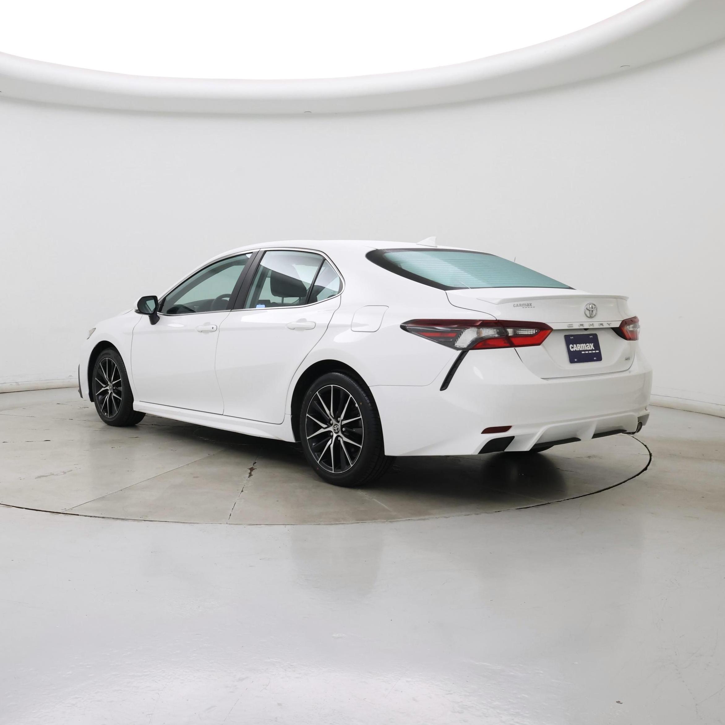 Thumbnail: 2024 Toyota Camry - 2