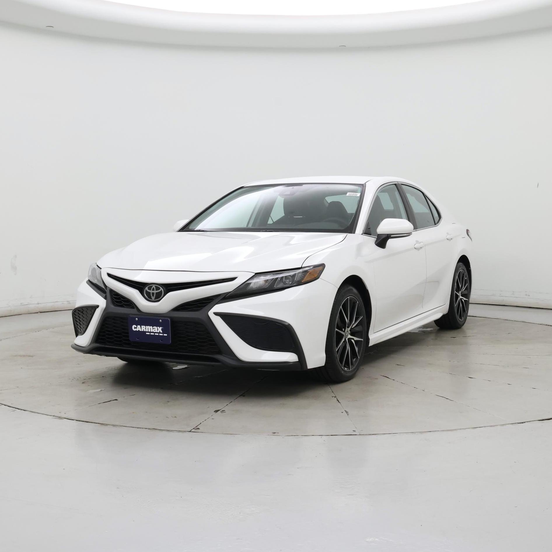 Thumbnail: 2024 Toyota Camry - 4