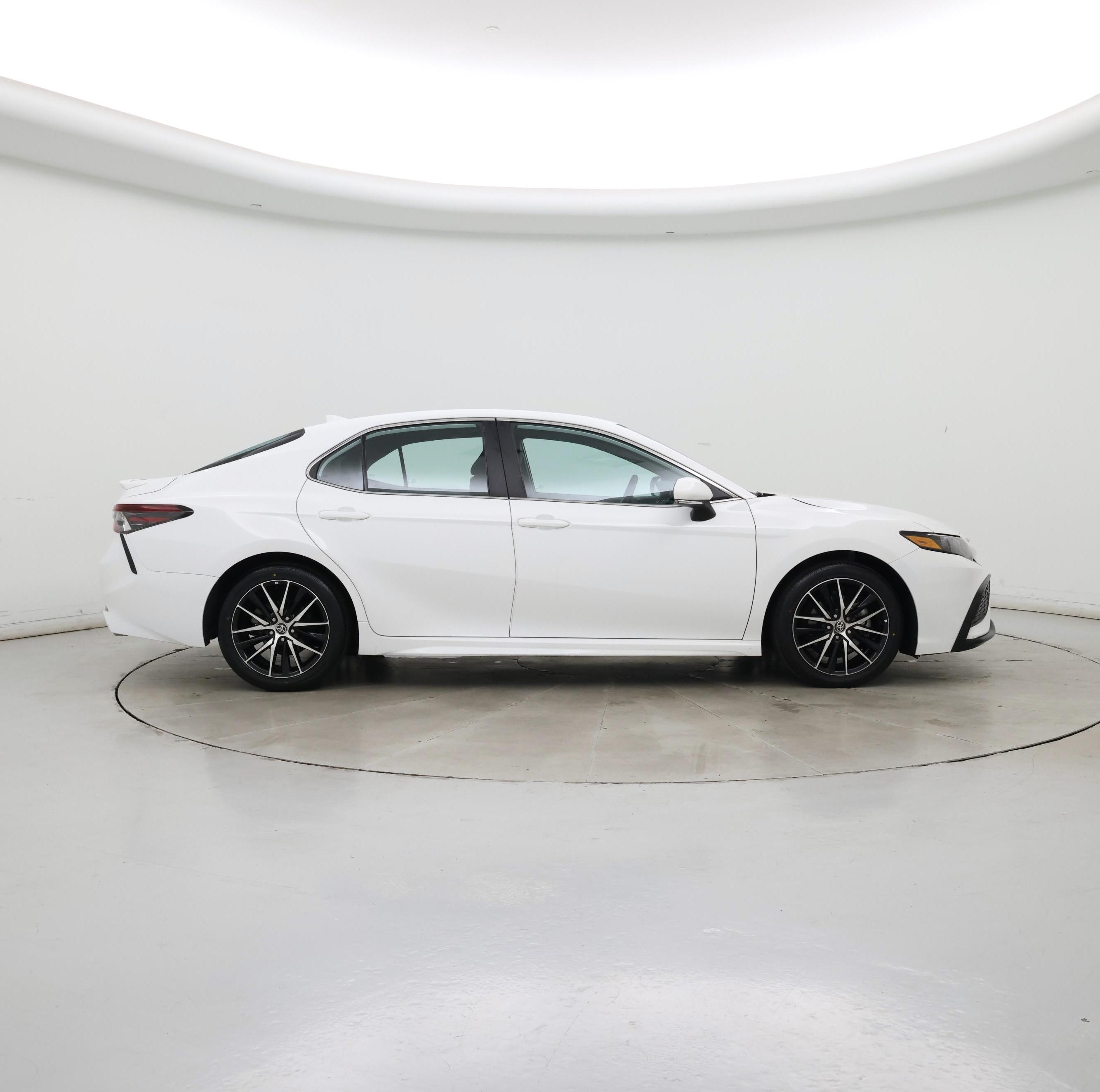 Thumbnail: 2024 Toyota Camry - 7