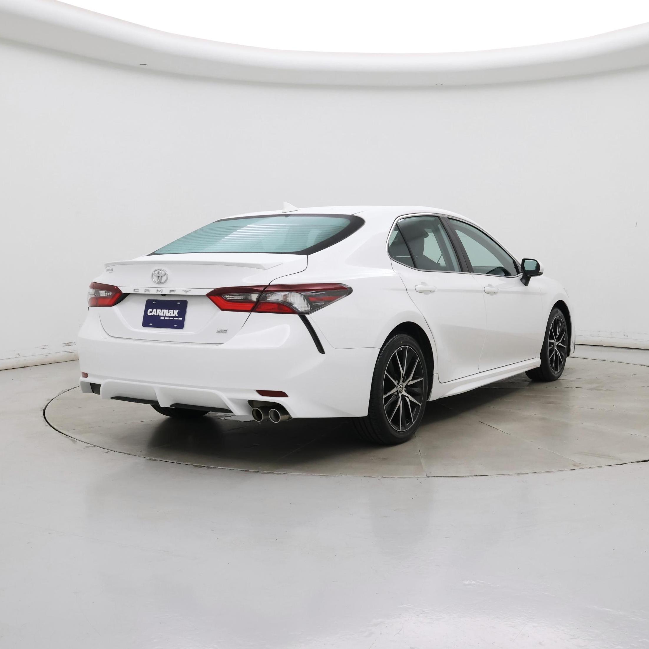 Thumbnail: 2024 Toyota Camry - 8