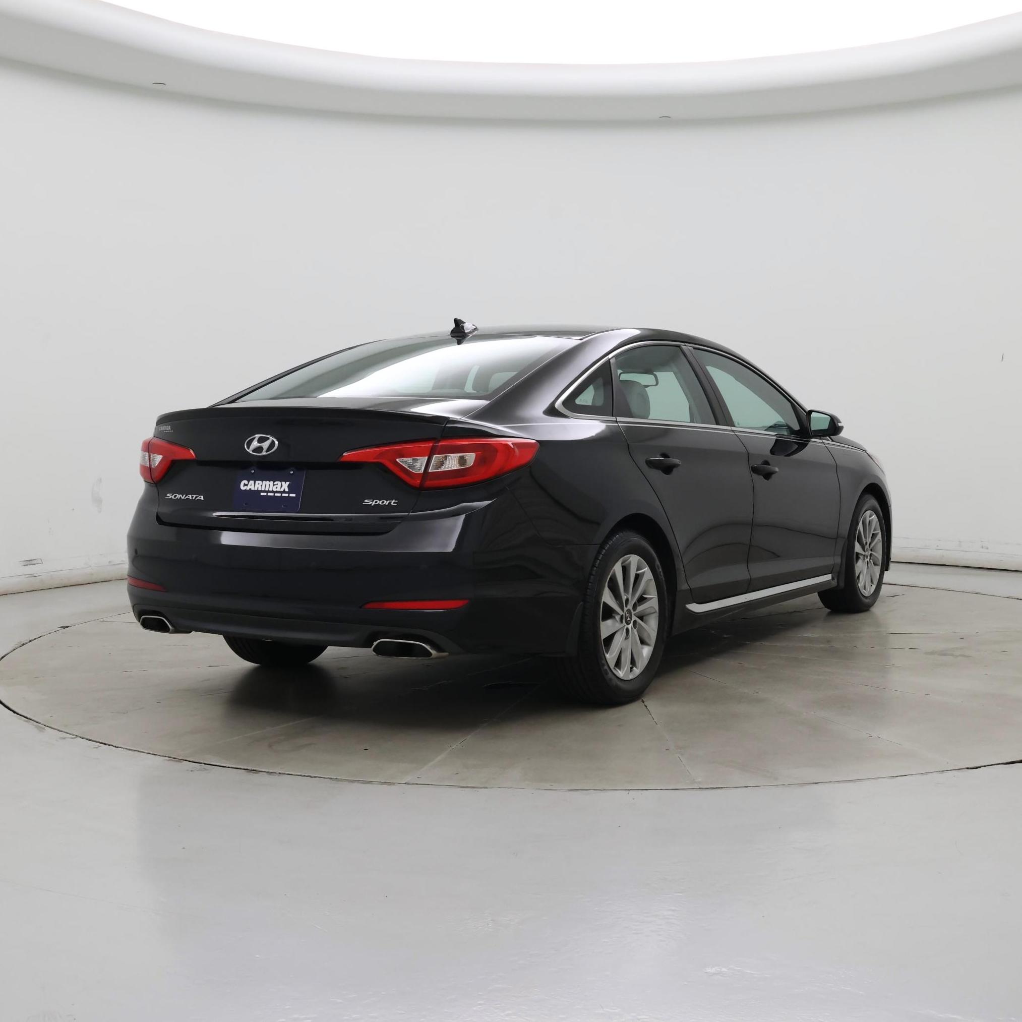 Thumbnail: 2016 Hyundai Sonata - 8