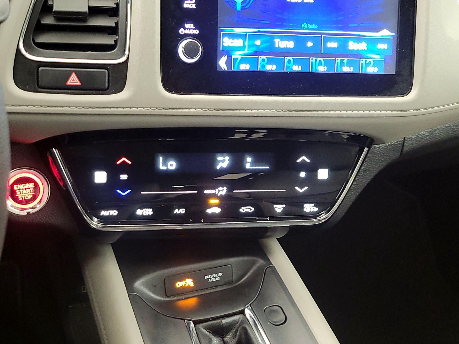 Thumbnail: 2022 Honda HR-V - 16