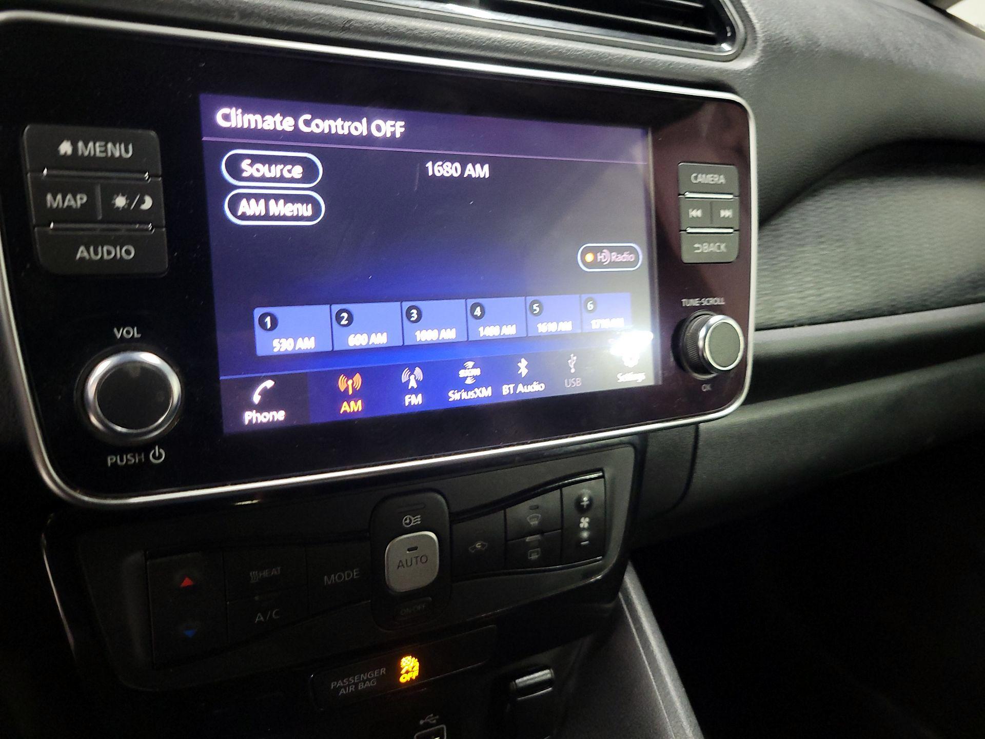 Thumbnail: 2019 Nissan Leaf - 15