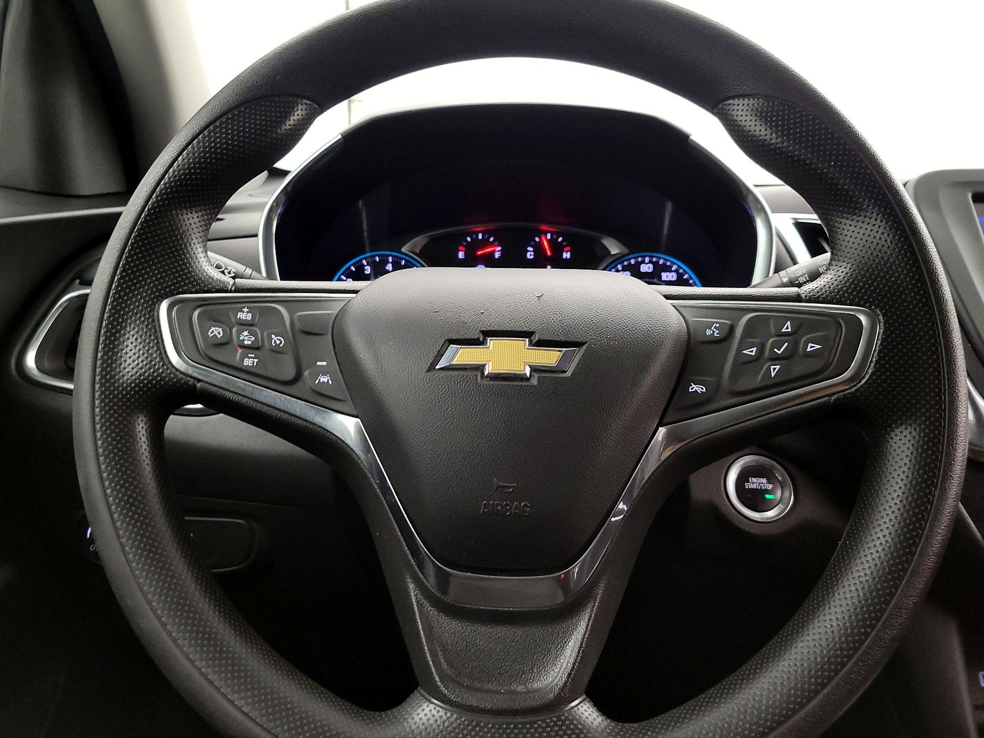 Thumbnail: 2021 Chevrolet Equinox - 10