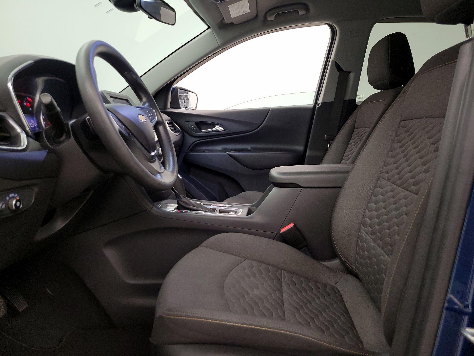 Thumbnail: 2021 Chevrolet Equinox - 11