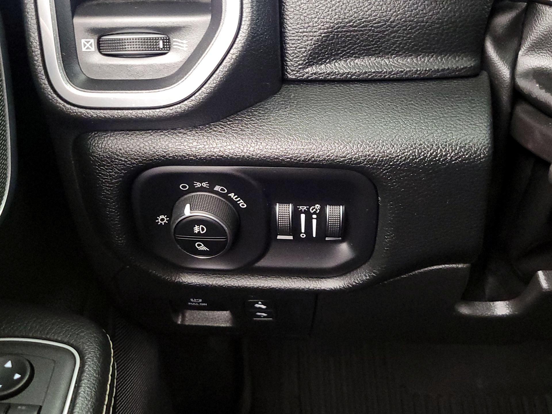 Thumbnail: 2022 RAM 1500 - 13