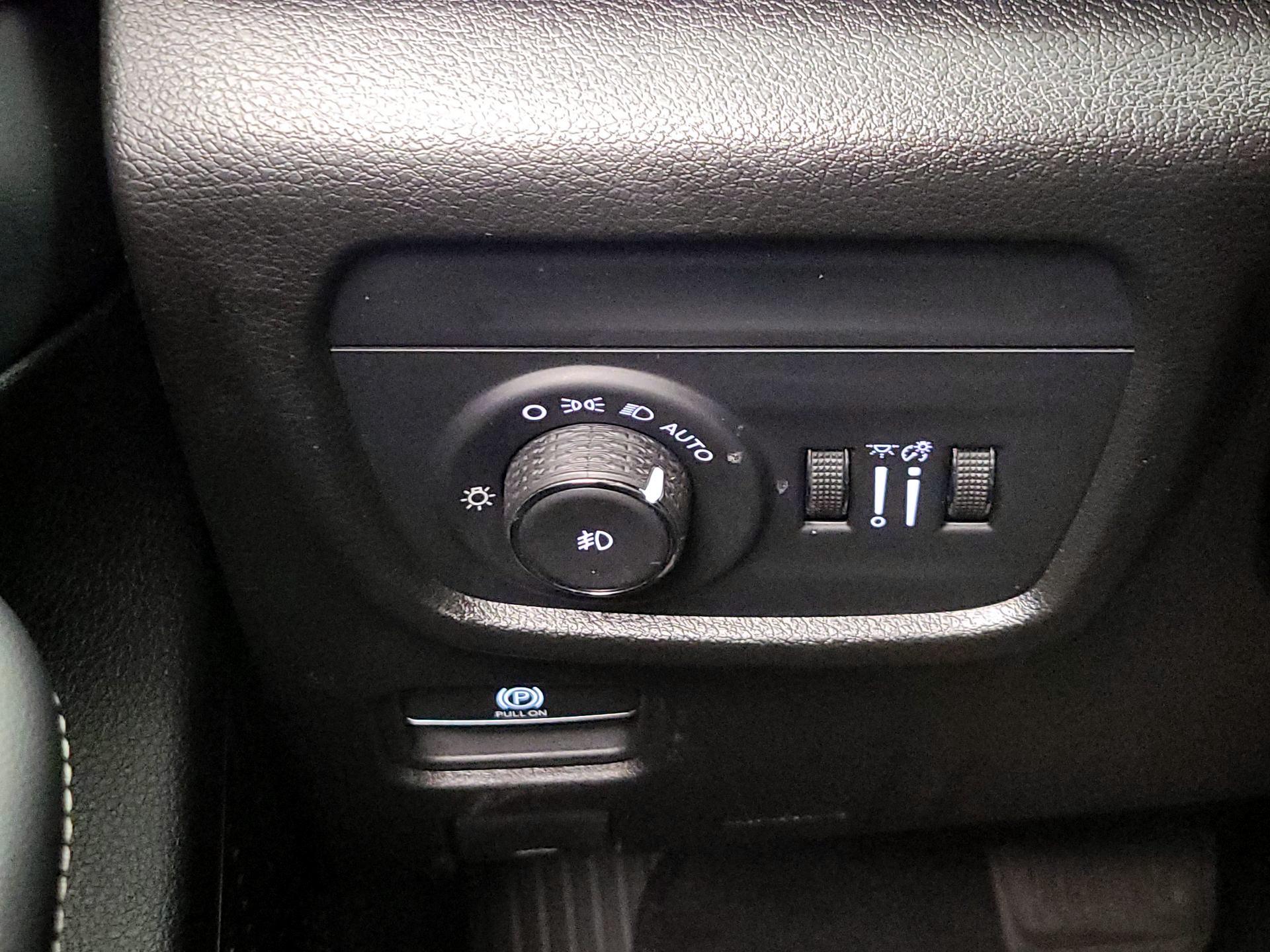 Thumbnail: 2023 Jeep Grand Cherokee L - 13