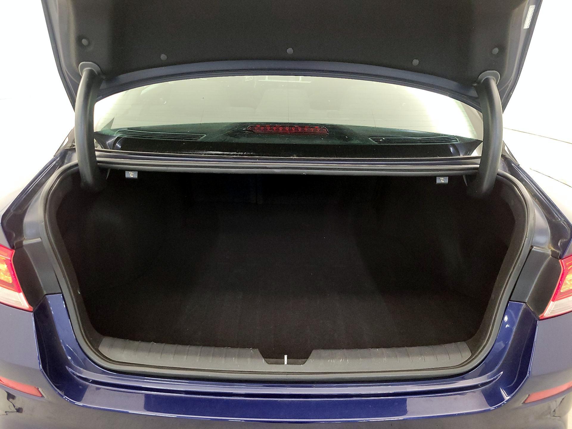 Thumbnail: 2020 Kia Optima - 20