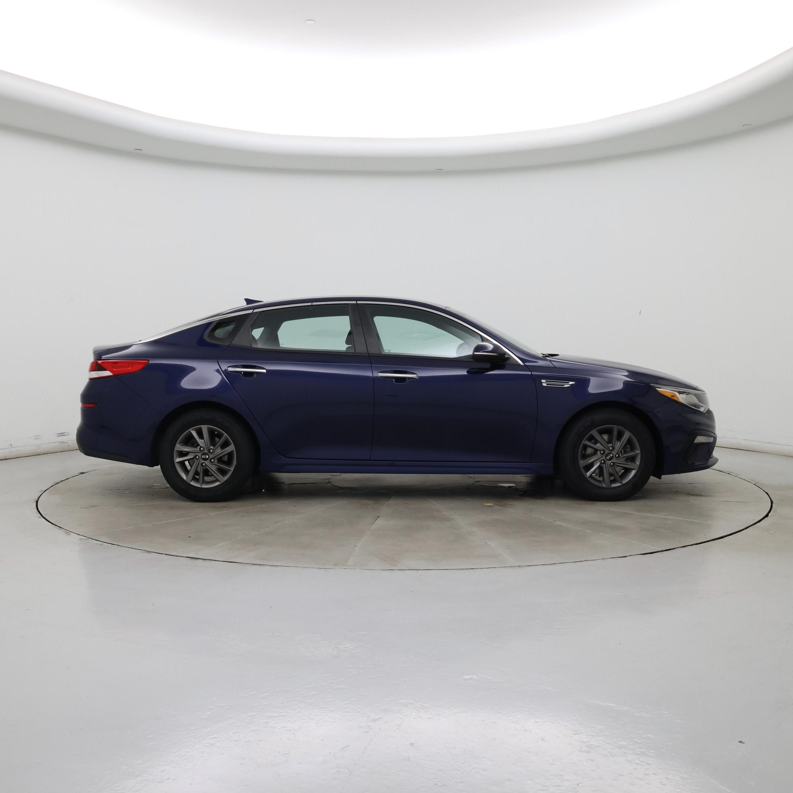 Thumbnail: 2020 Kia Optima - 7