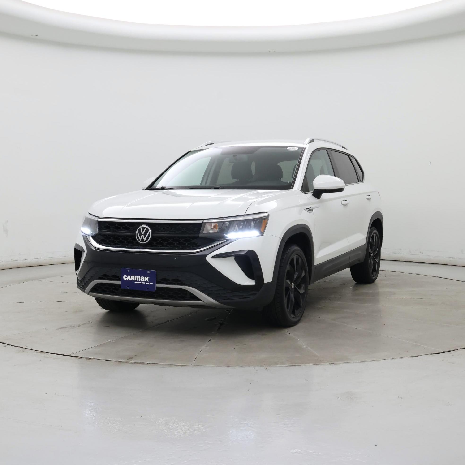 Thumbnail: 2022 Volkswagen Taos - 4