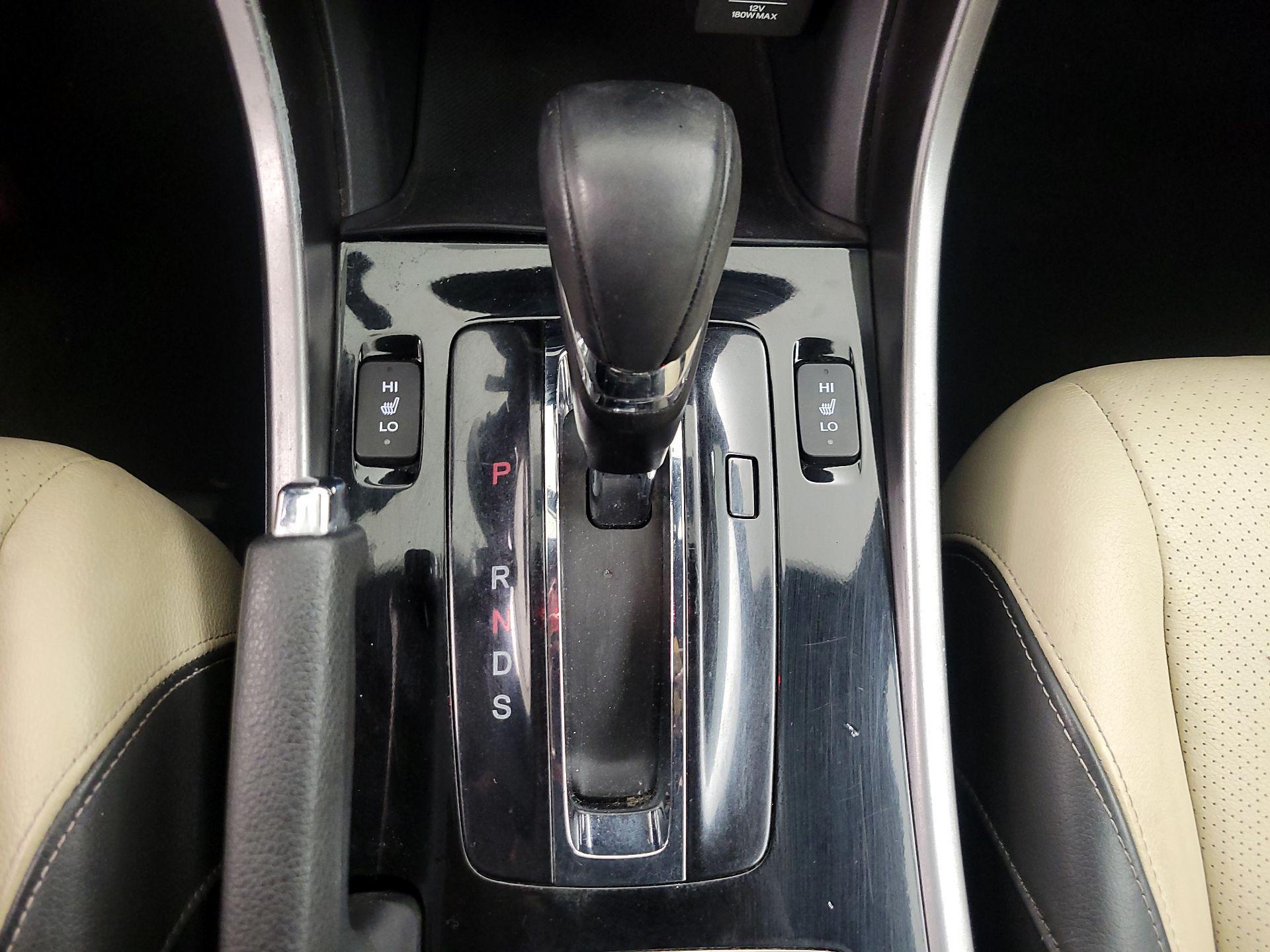 Thumbnail: 2017 Honda Accord - 18