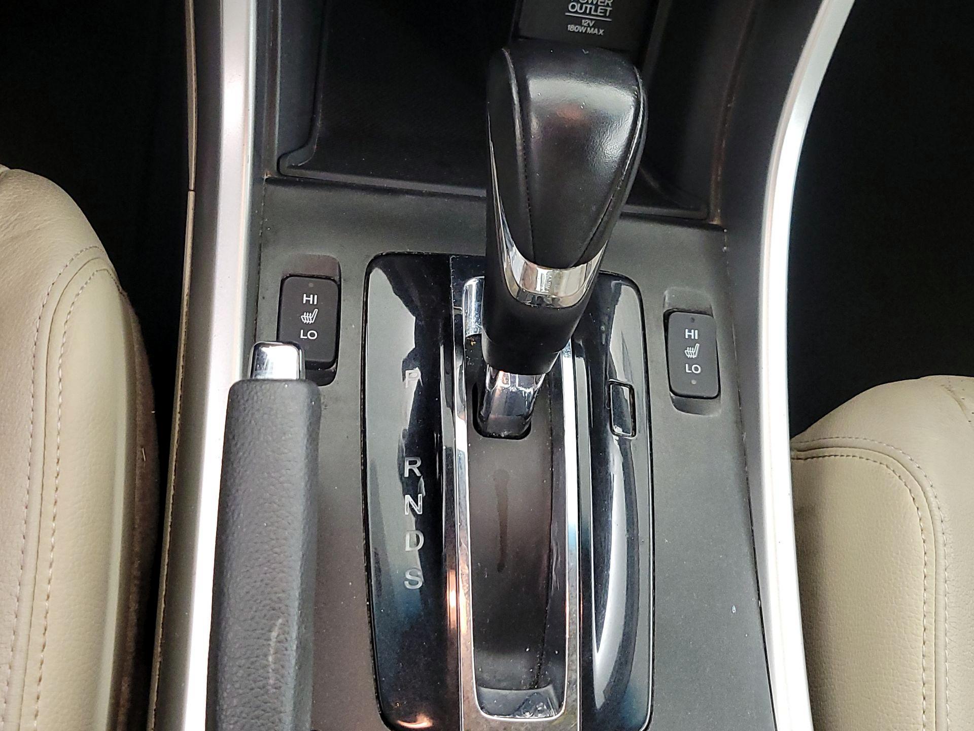 Thumbnail: 2014 Honda Accord - 18