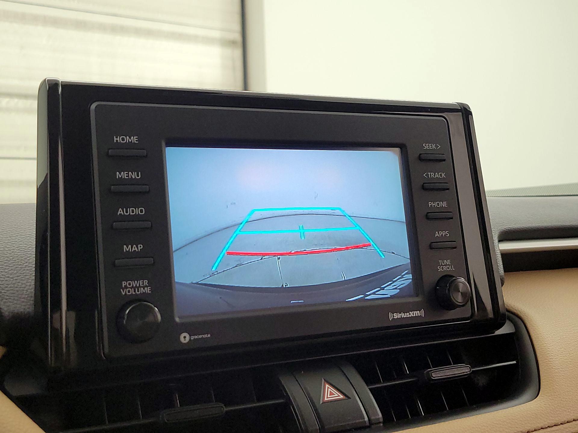 Thumbnail: 2021 Toyota RAV4 - 14