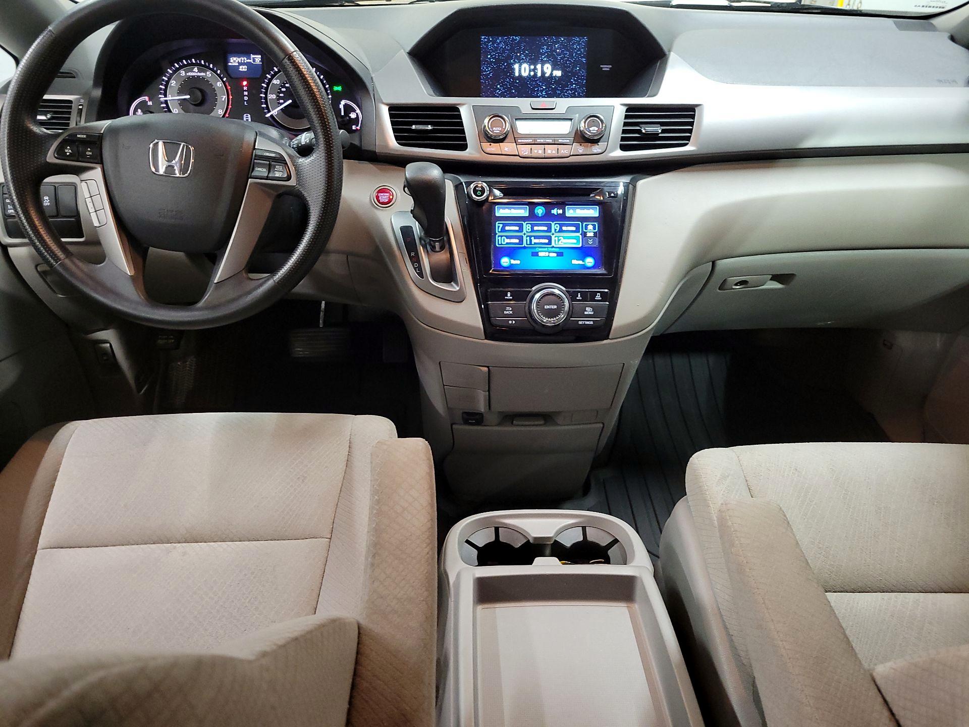 Thumbnail: 2016 Honda Odyssey - 9