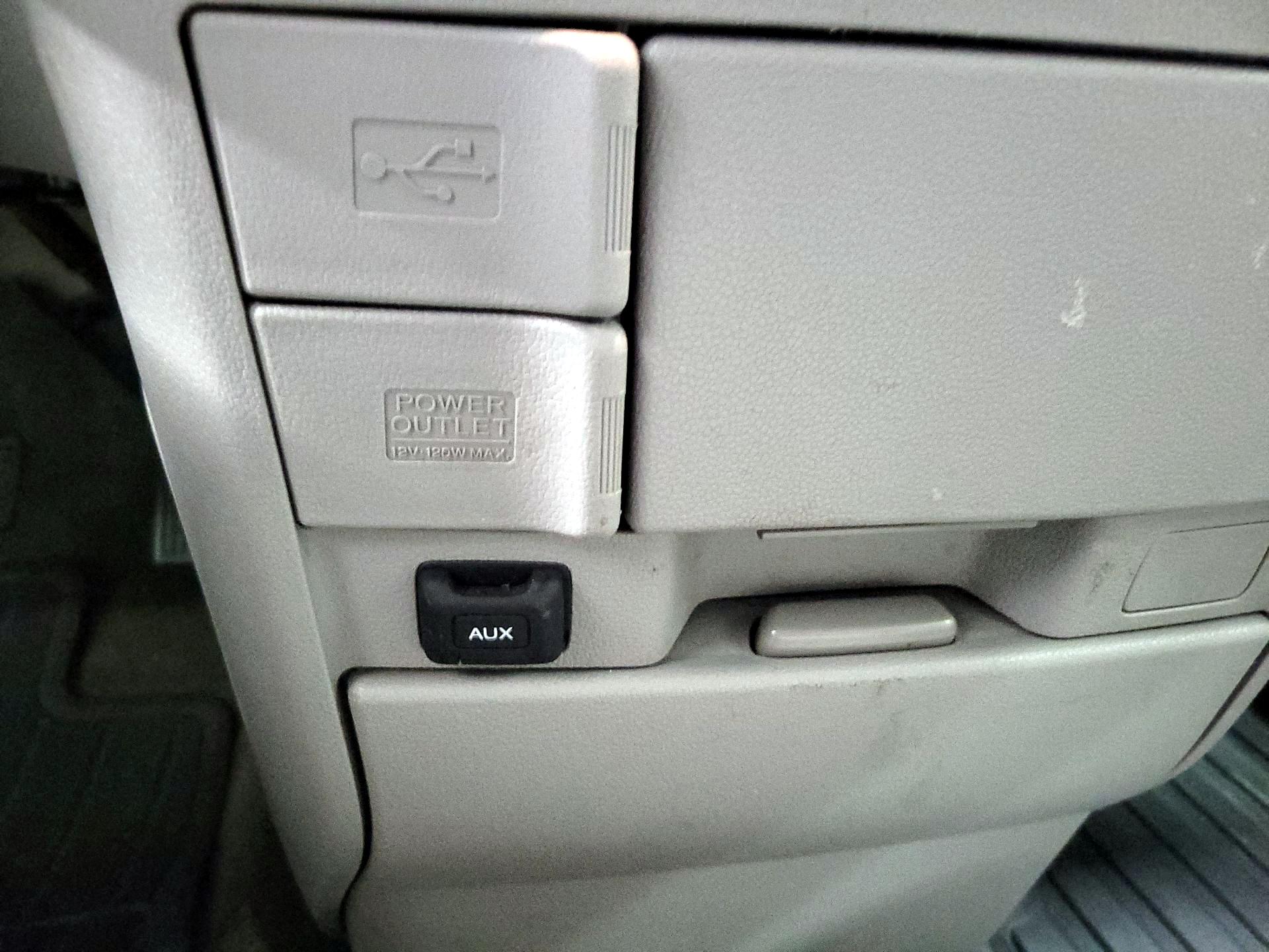 Thumbnail: 2016 Honda Odyssey - 18