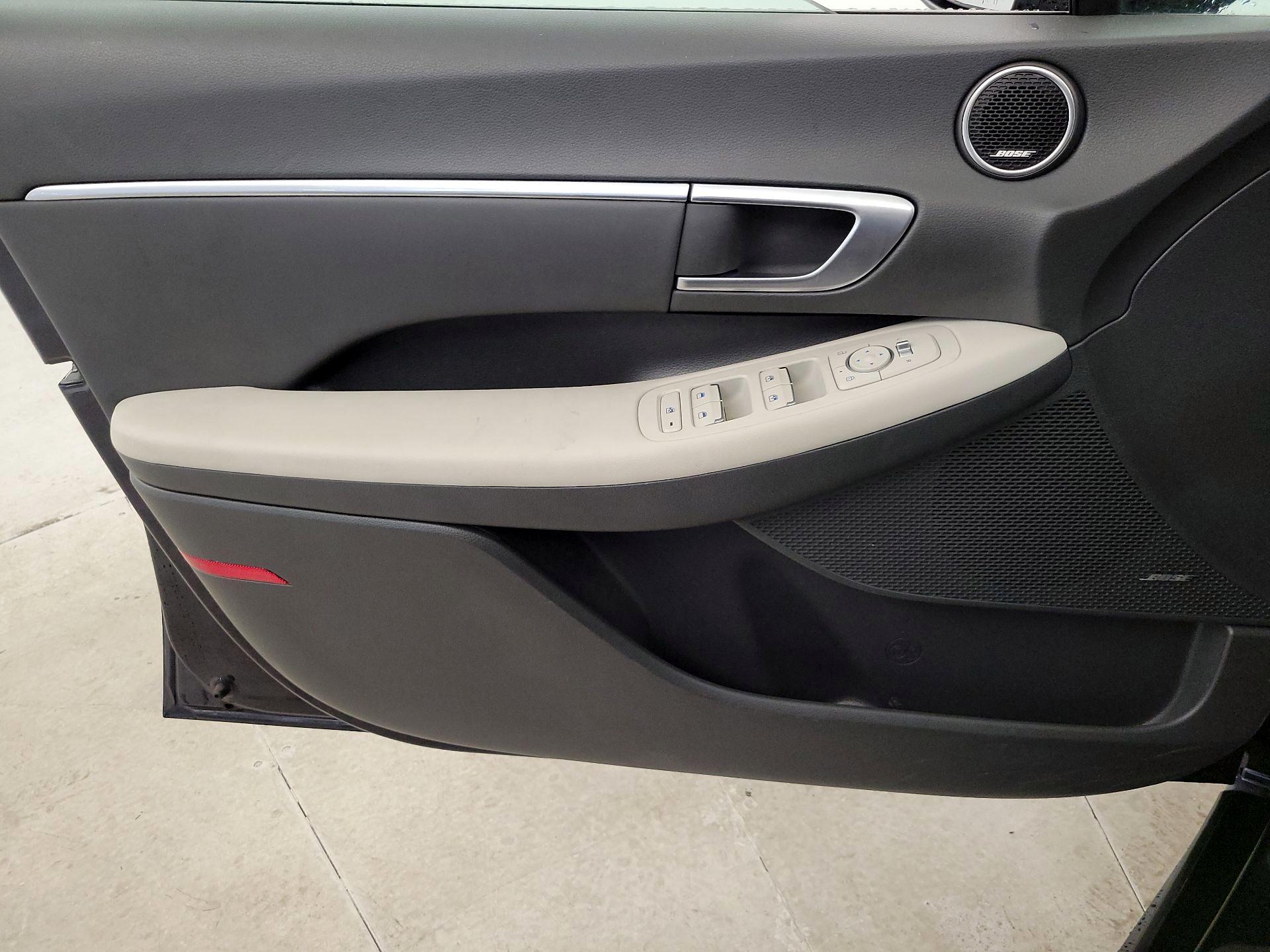 Thumbnail: 2020 Hyundai Sonata - 12