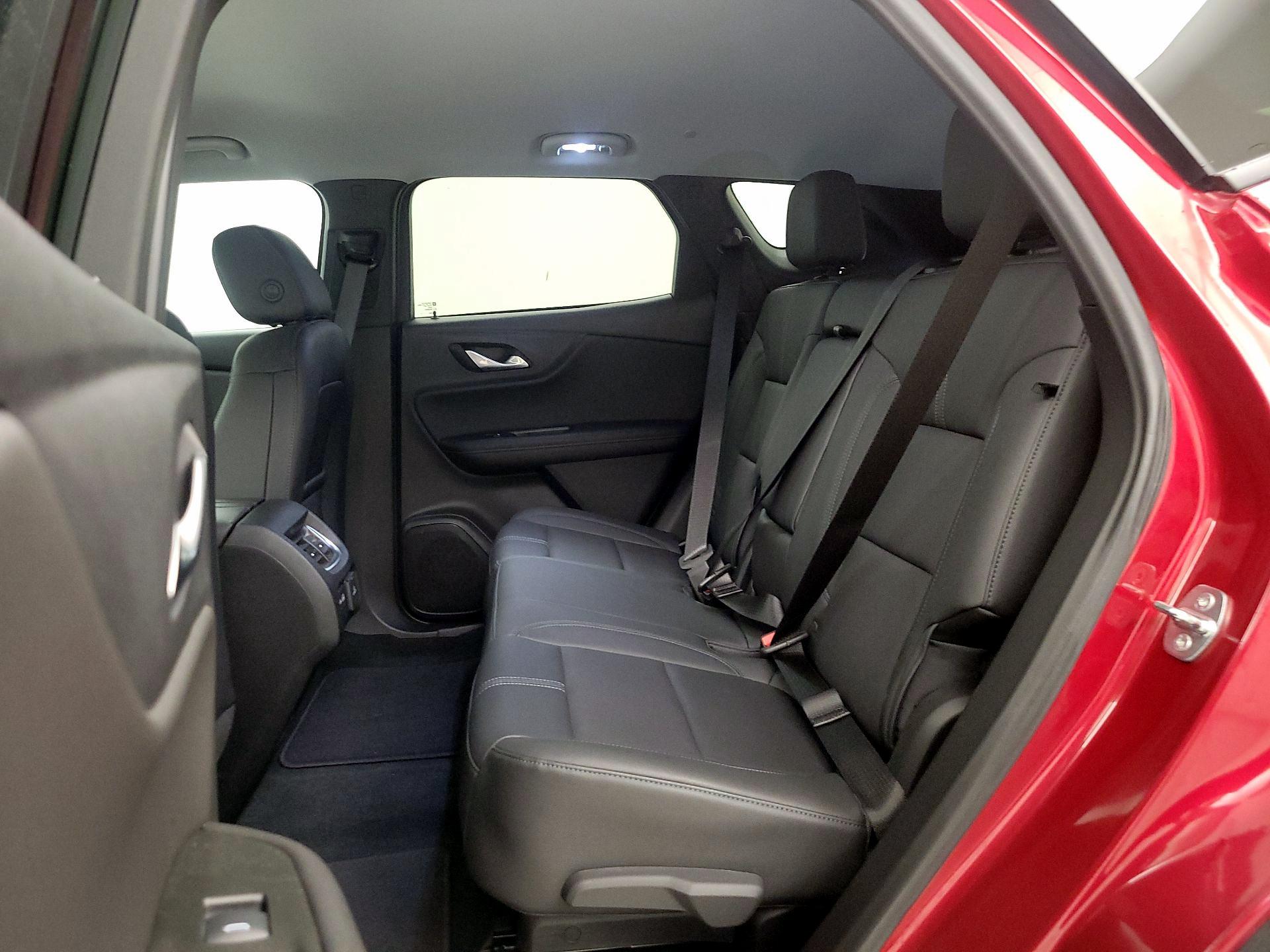 Thumbnail: 2022 Chevrolet Blazer - 20