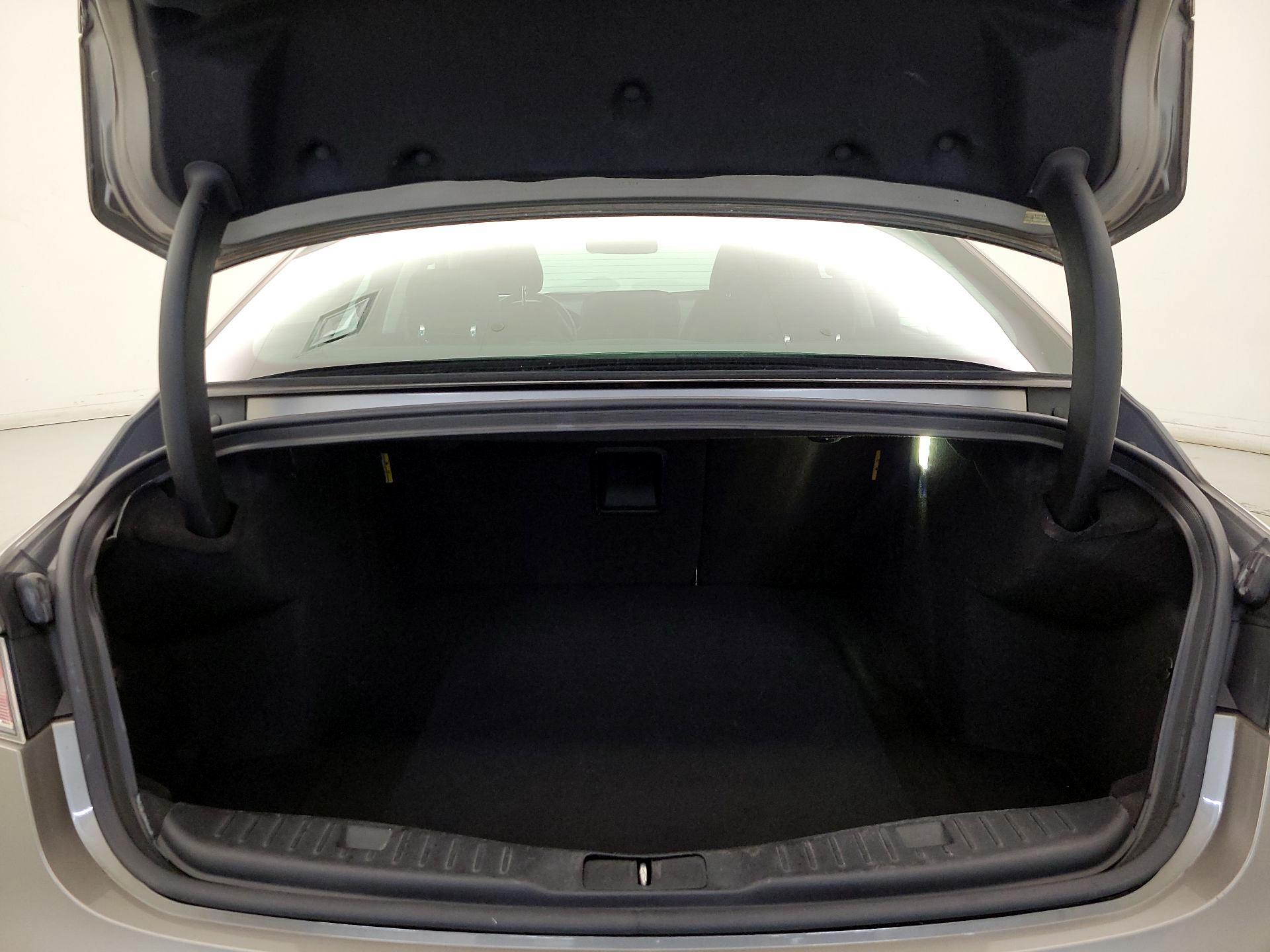 Thumbnail: 2016 Lincoln MKZ - 20