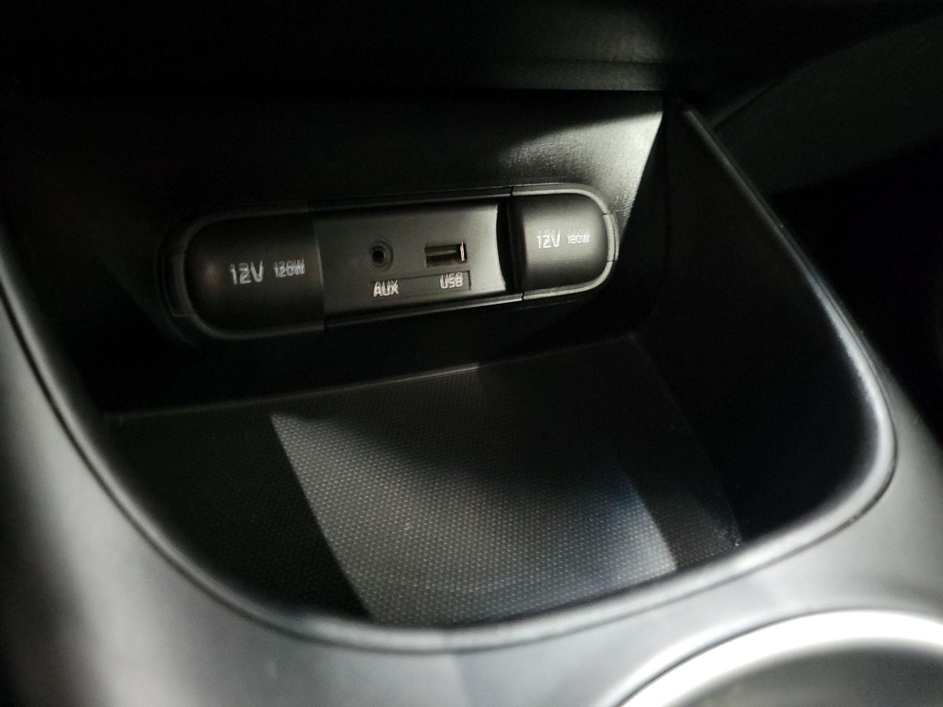 Thumbnail: 2014 Kia Soul - 17