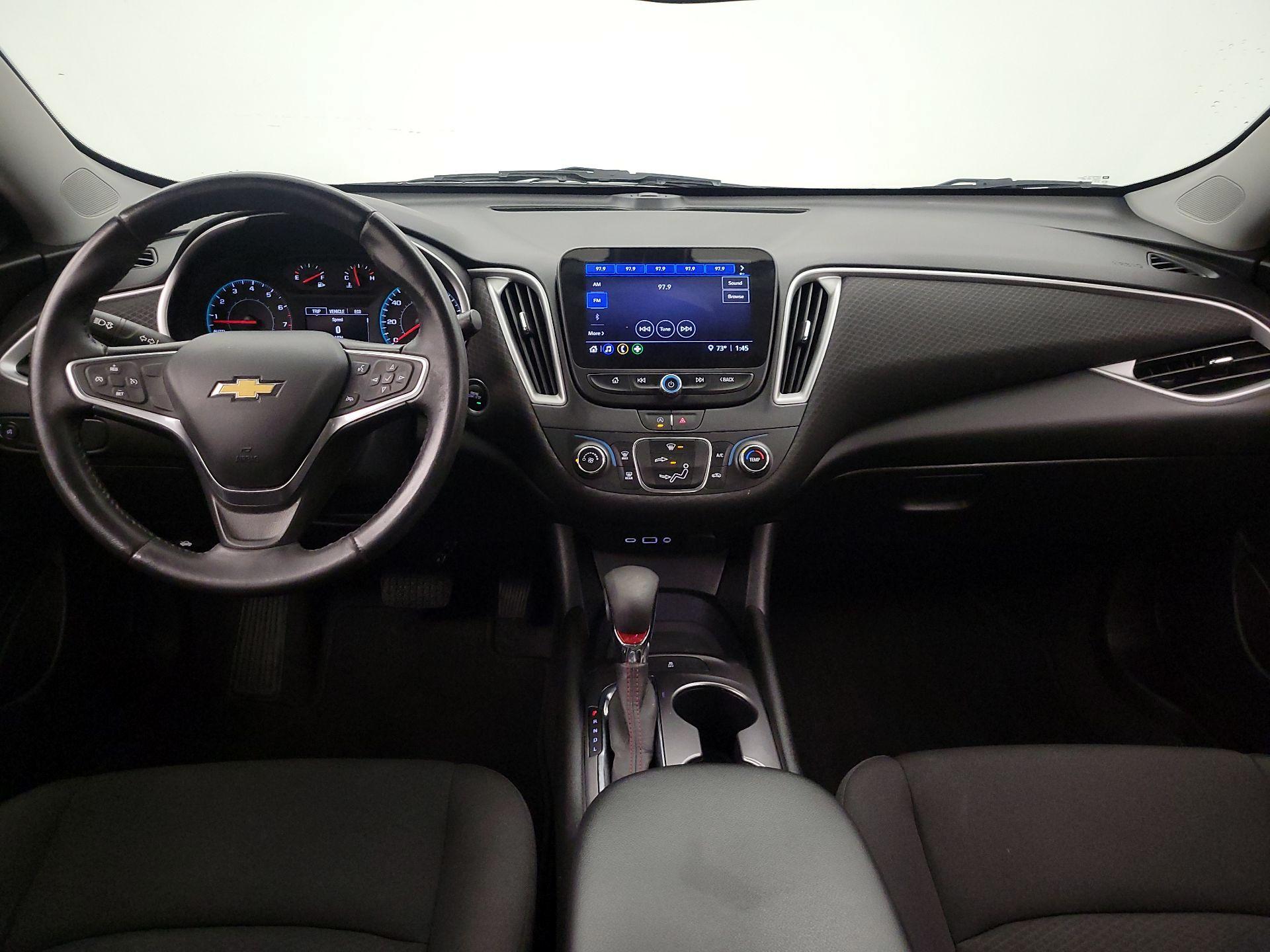 Thumbnail: 2022 Chevrolet Malibu - 9