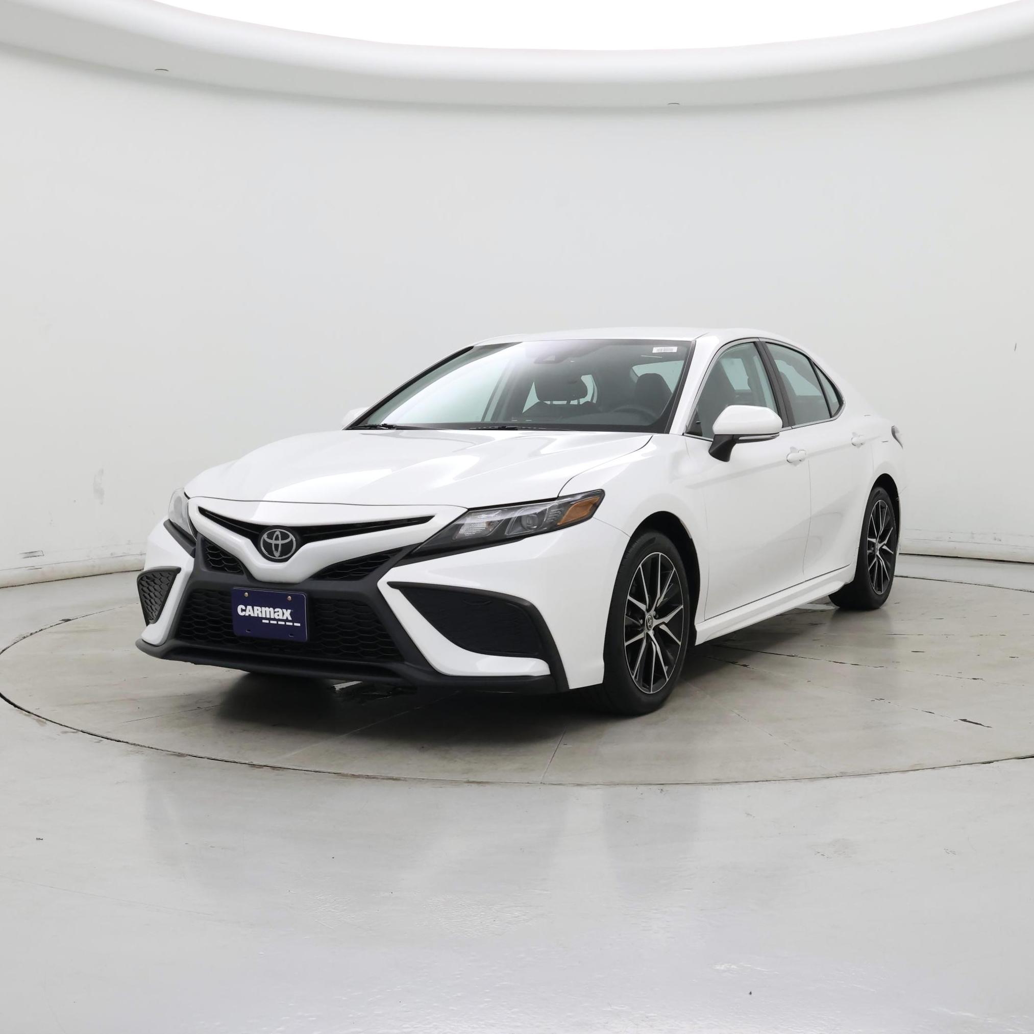 Thumbnail: 2022 Toyota Camry - 4