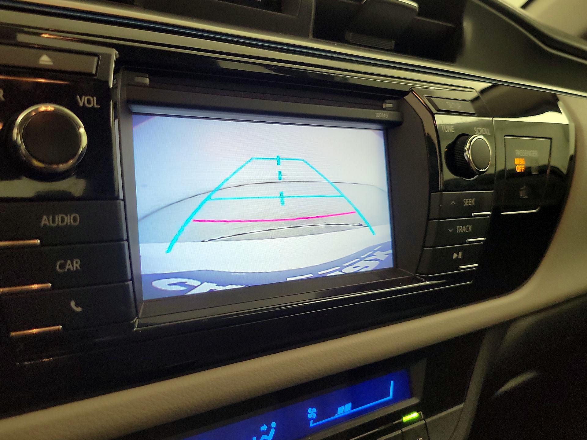 Thumbnail: 2015 Toyota Corolla - 14