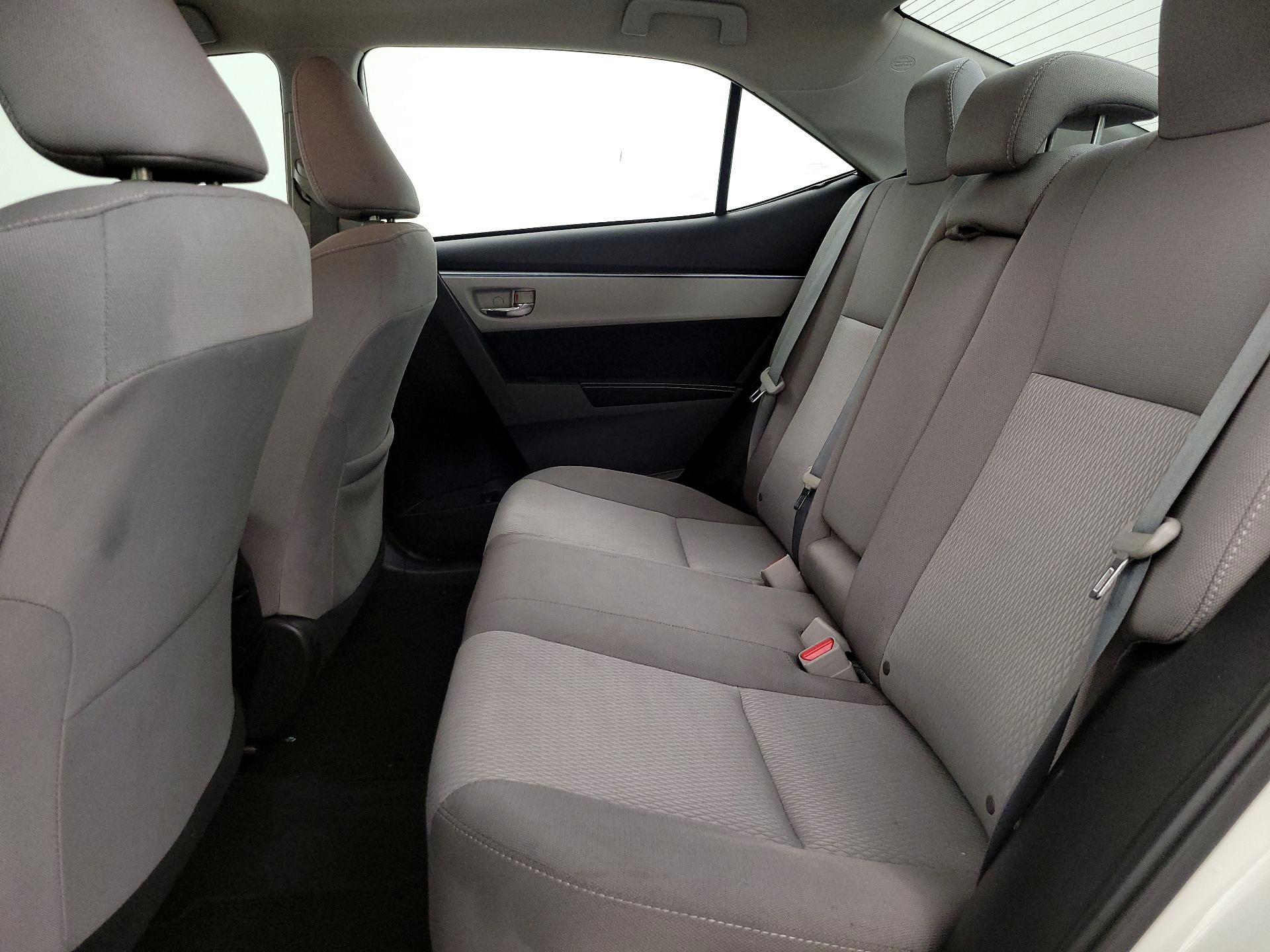 Thumbnail: 2015 Toyota Corolla - 19
