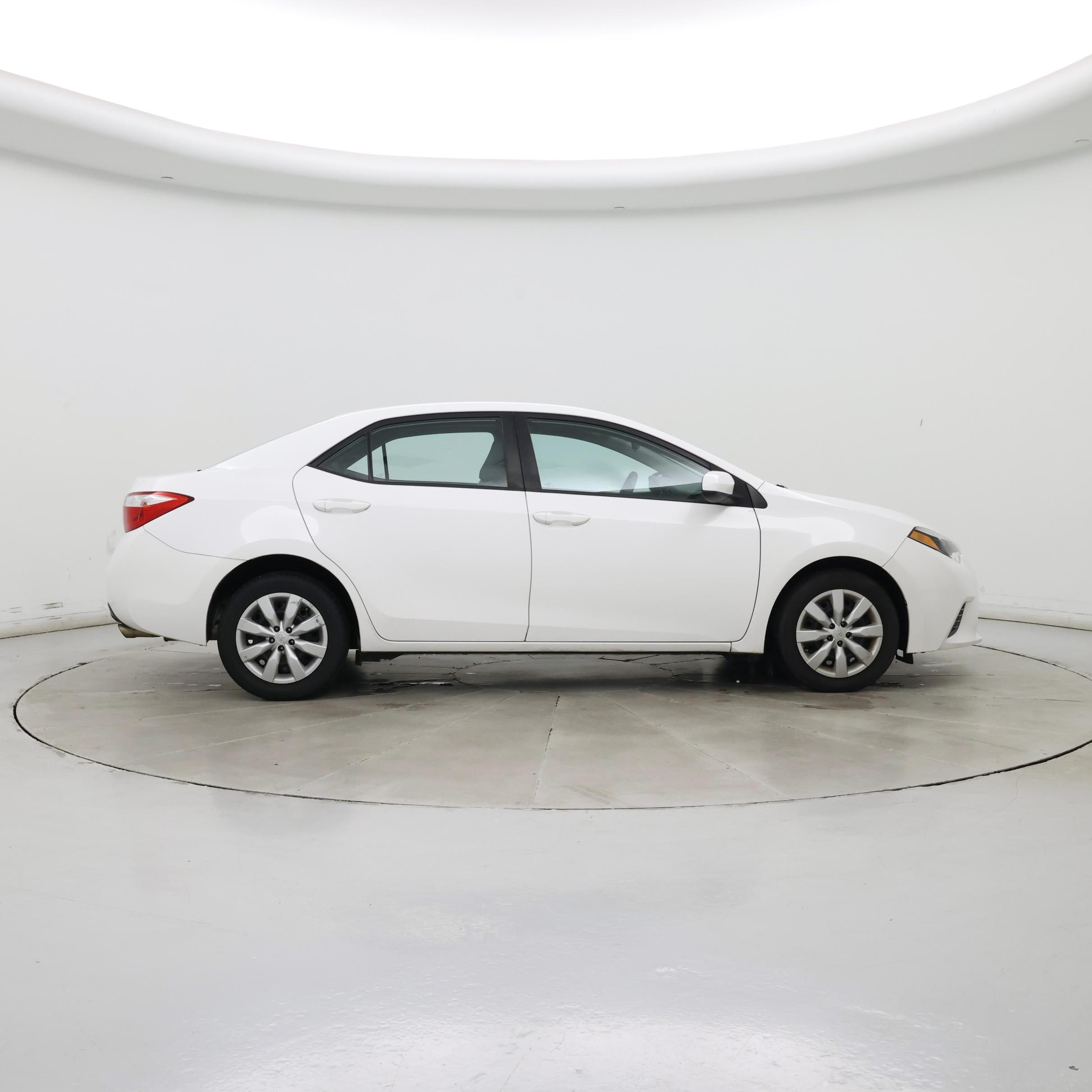 Thumbnail: 2015 Toyota Corolla - 7