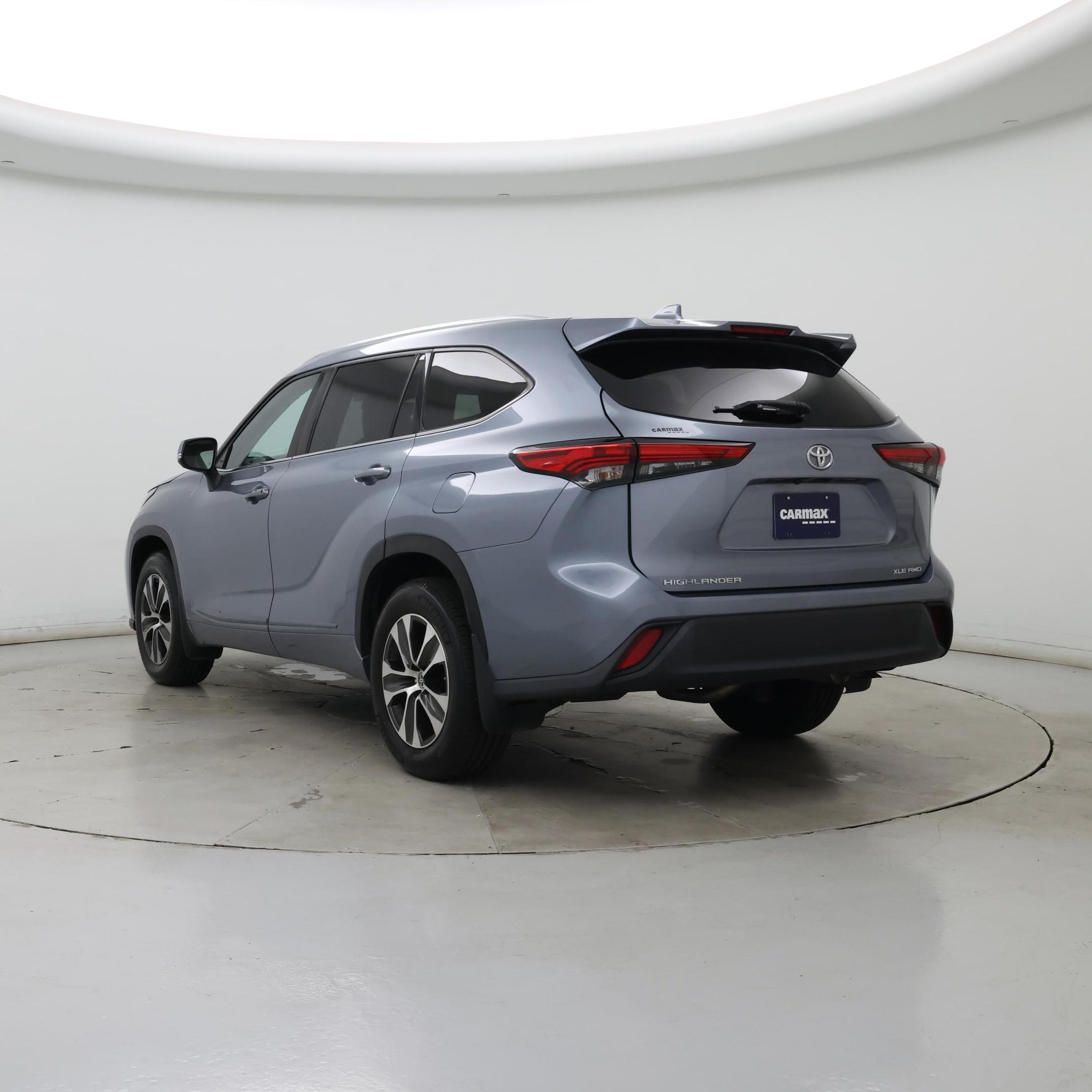 Thumbnail: 2021 Toyota Highlander - 2