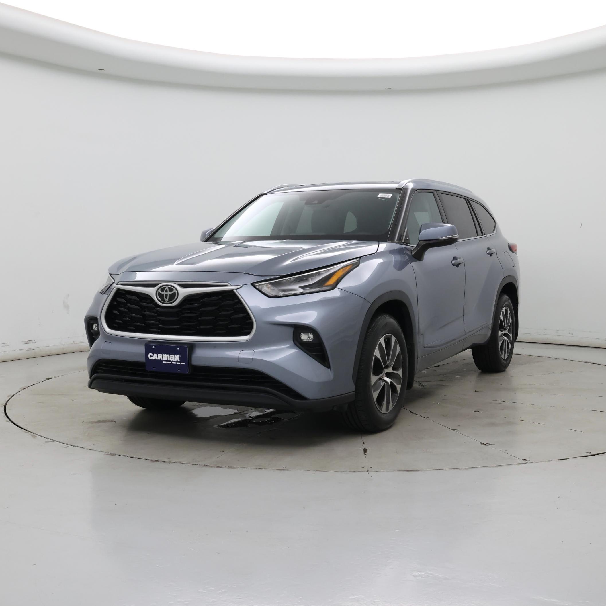 Thumbnail: 2021 Toyota Highlander - 4