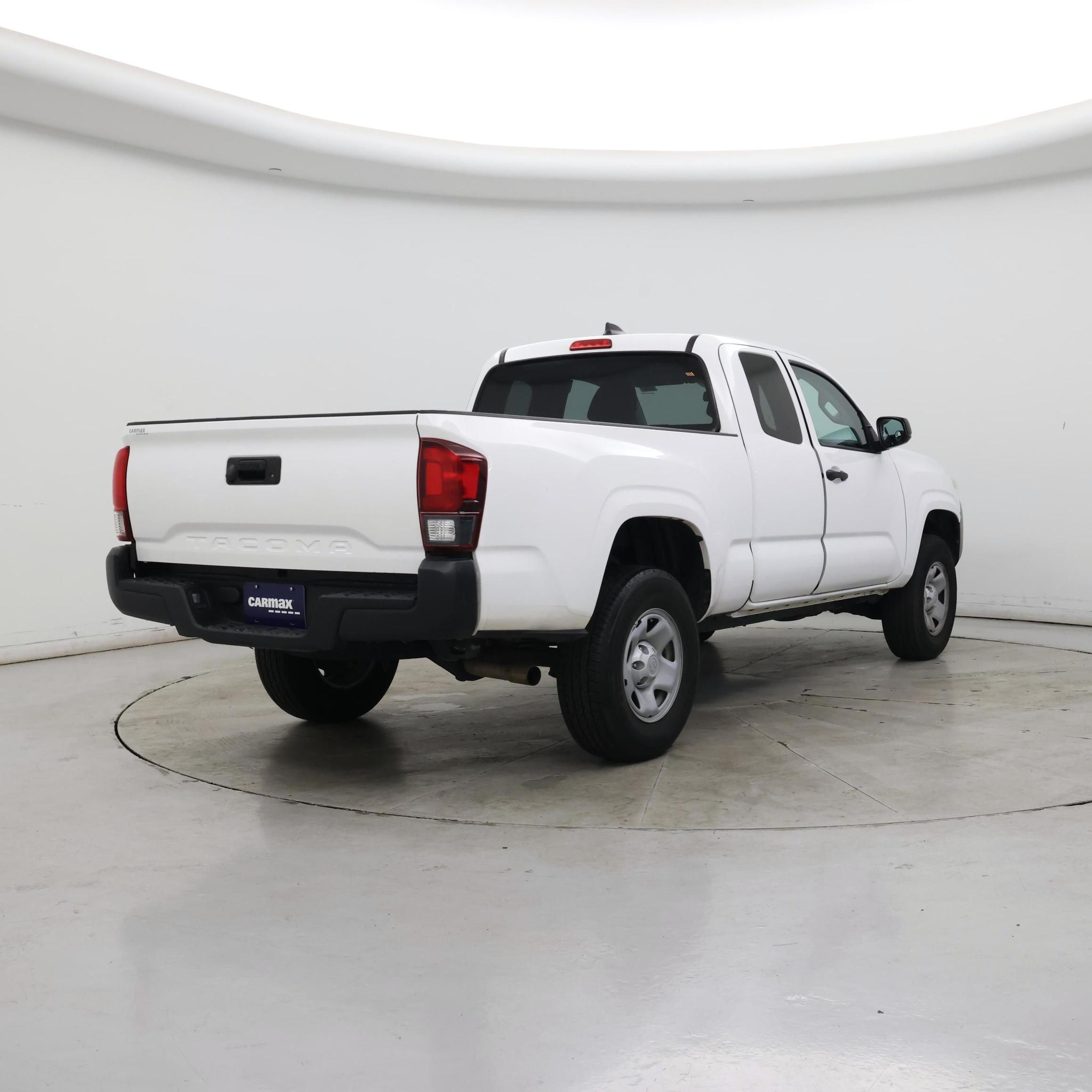 Thumbnail: 2022 Toyota Tacoma - 8